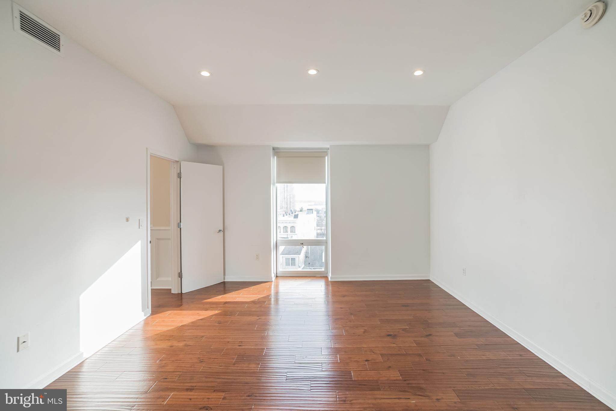 NORTHERN LIBERTIES - Residential Lease