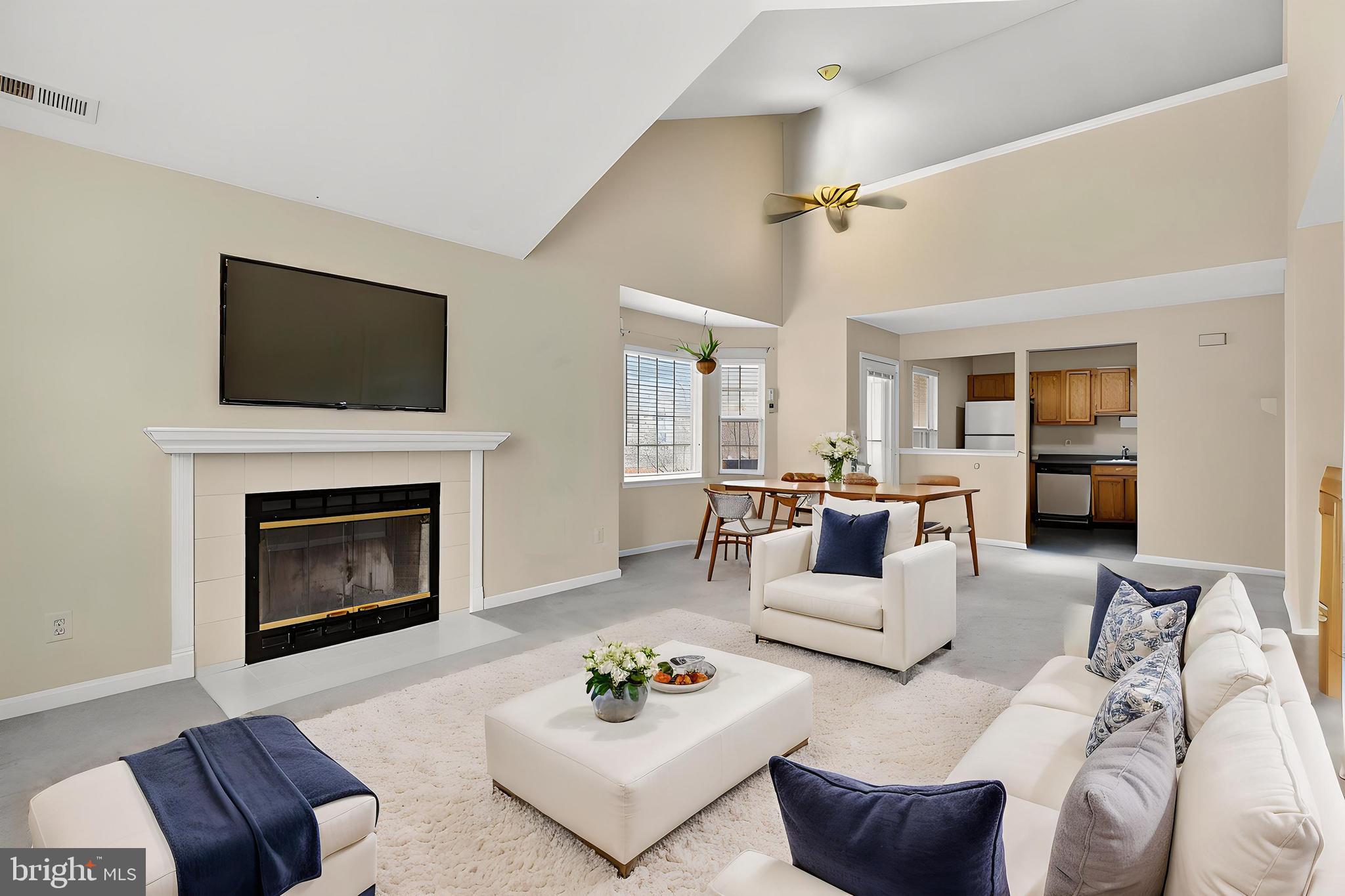 MAKEFIELD GLEN - Residential