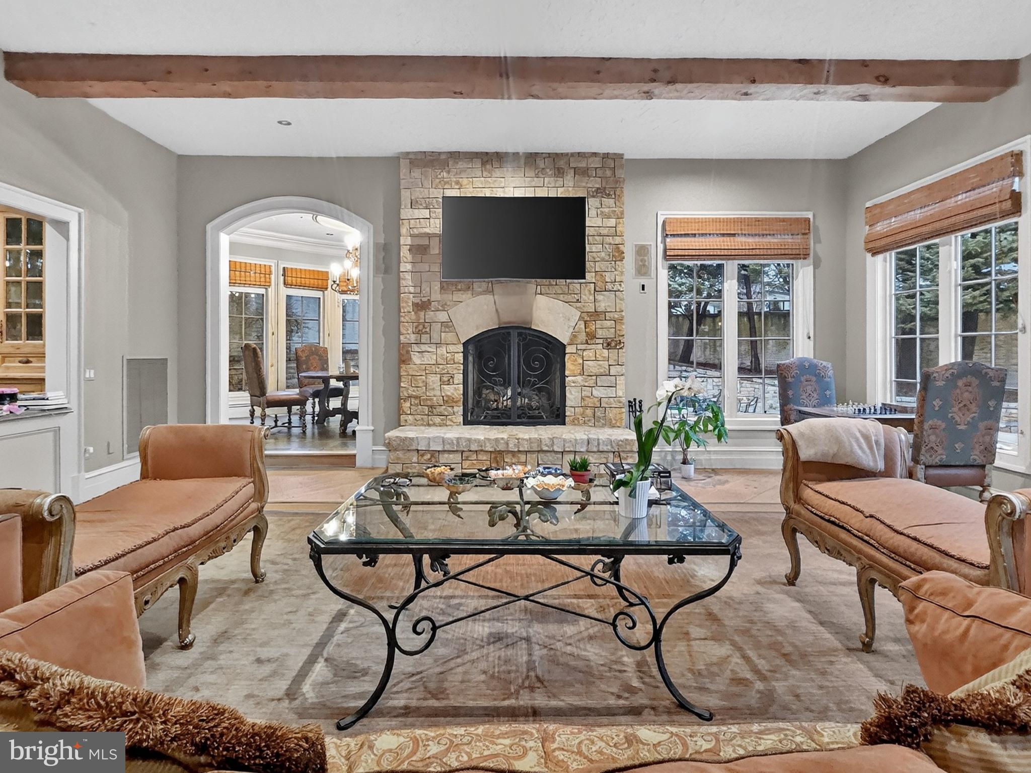 KENWOOD - Residential