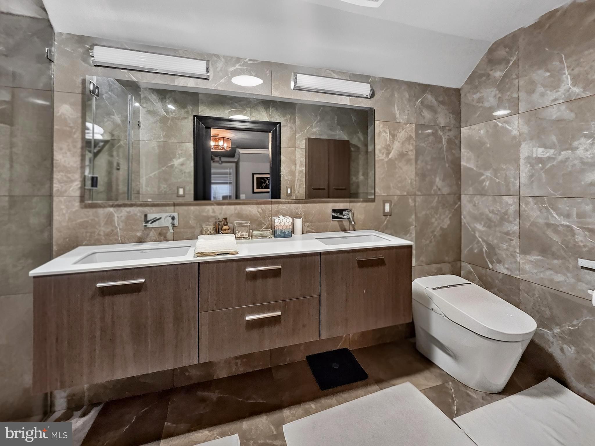 KENWOOD - Residential