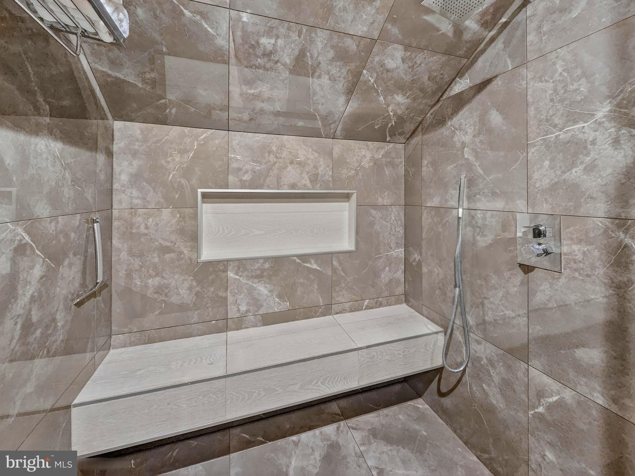 KENWOOD - Residential