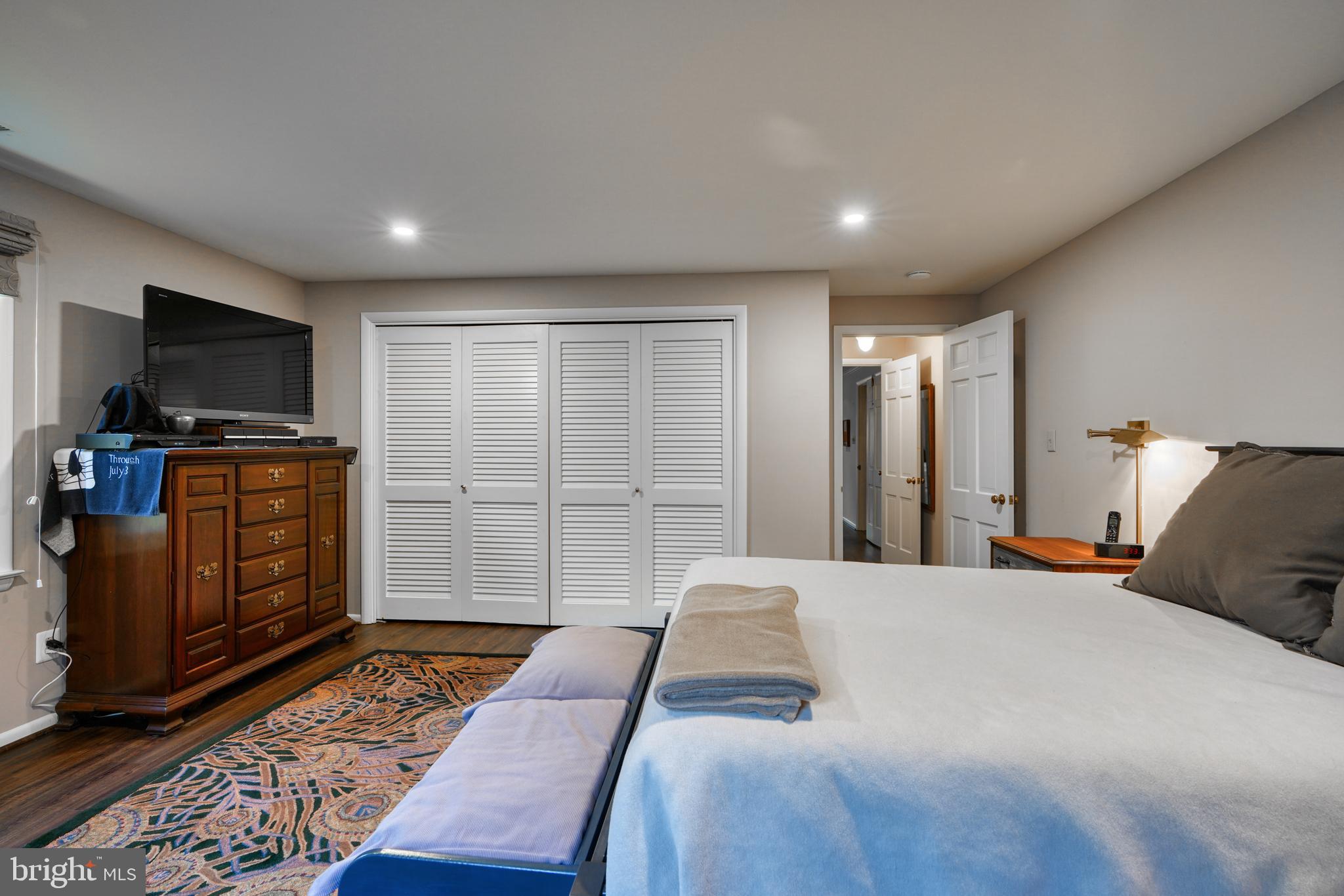 CAMBRIA - Residential