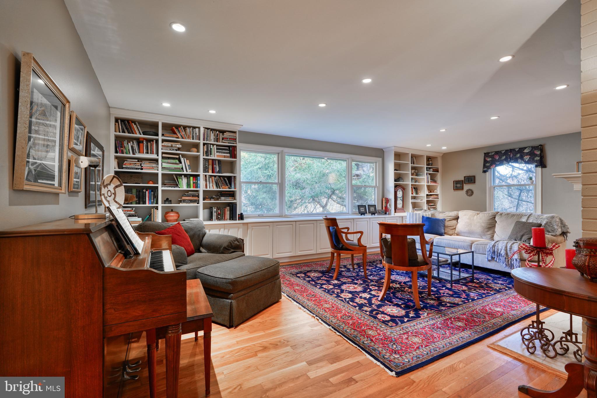 CAMBRIA - Residential