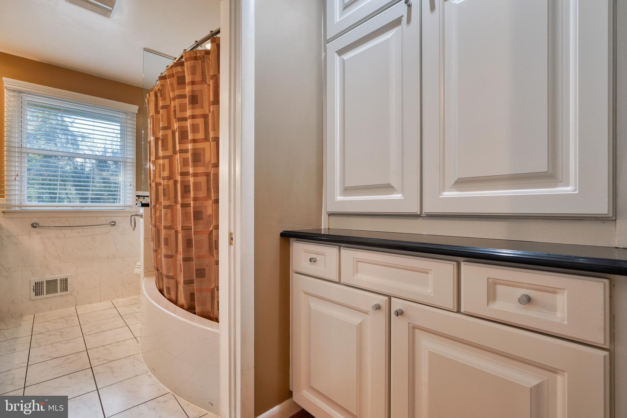 CAMBRIA - Residential