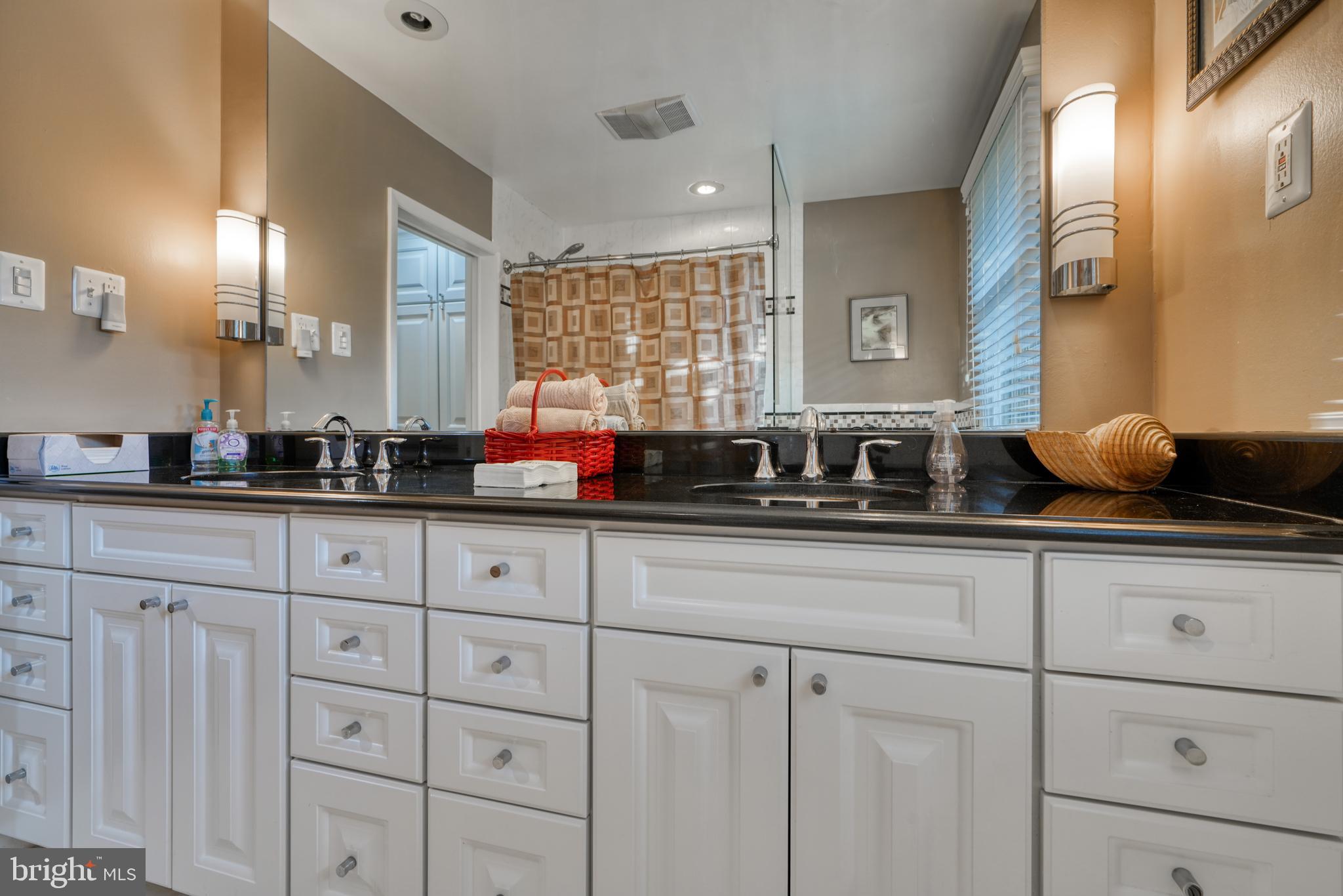 CAMBRIA - Residential