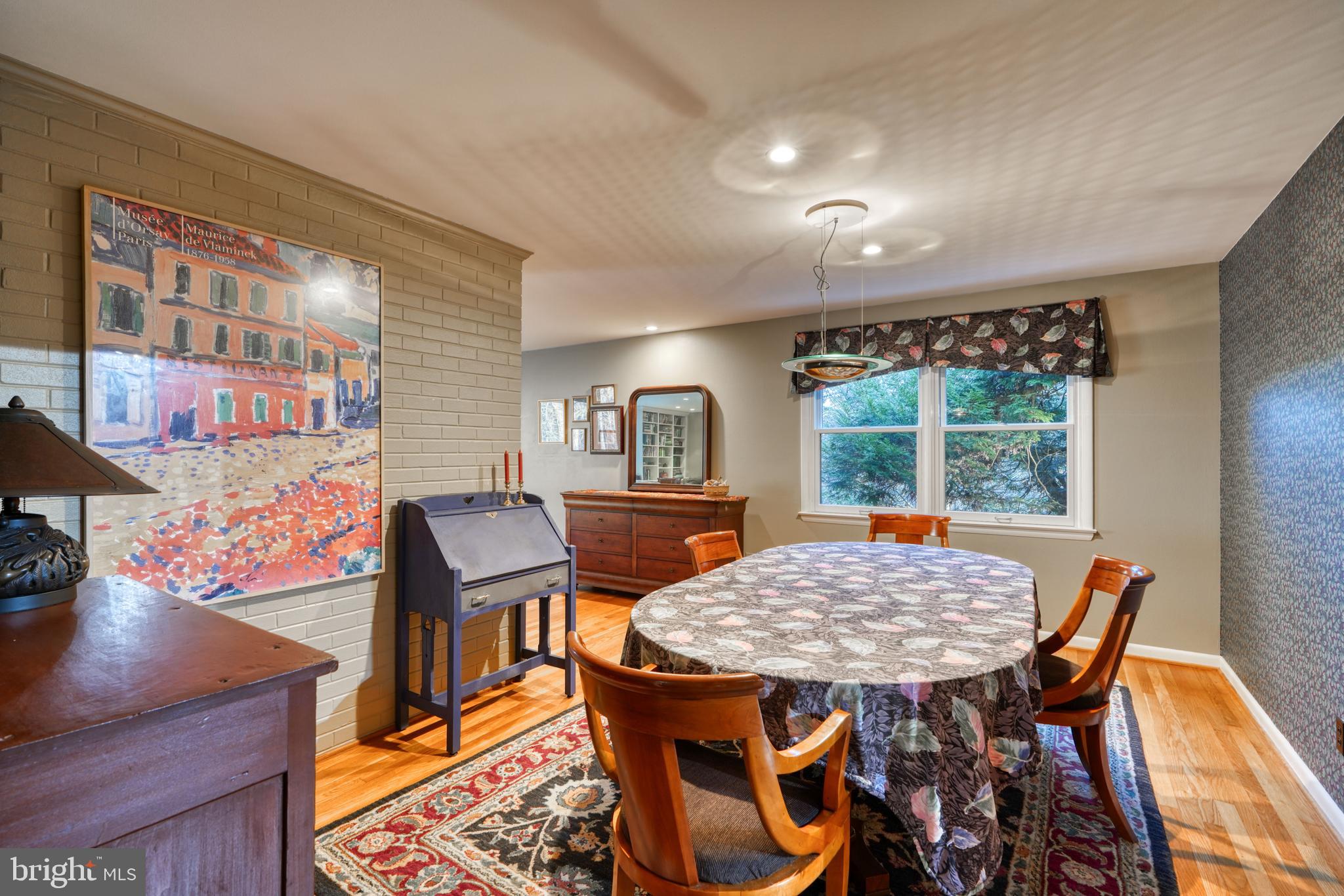 CAMBRIA - Residential