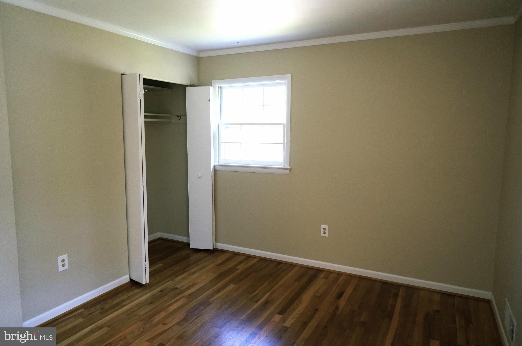 HAYFIELD FARM - Residential