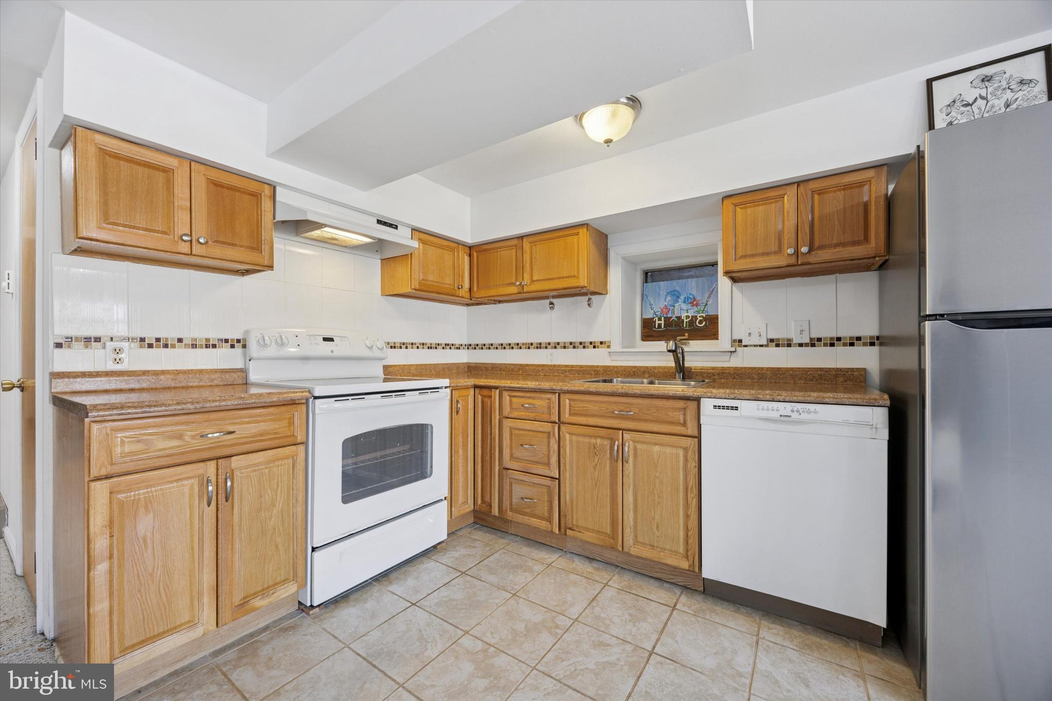 WILLISTOWN WOODS - Residential