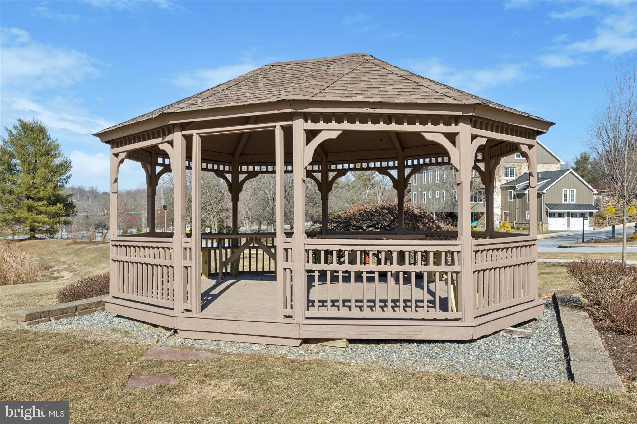 WILLISTOWN WOODS - Residential