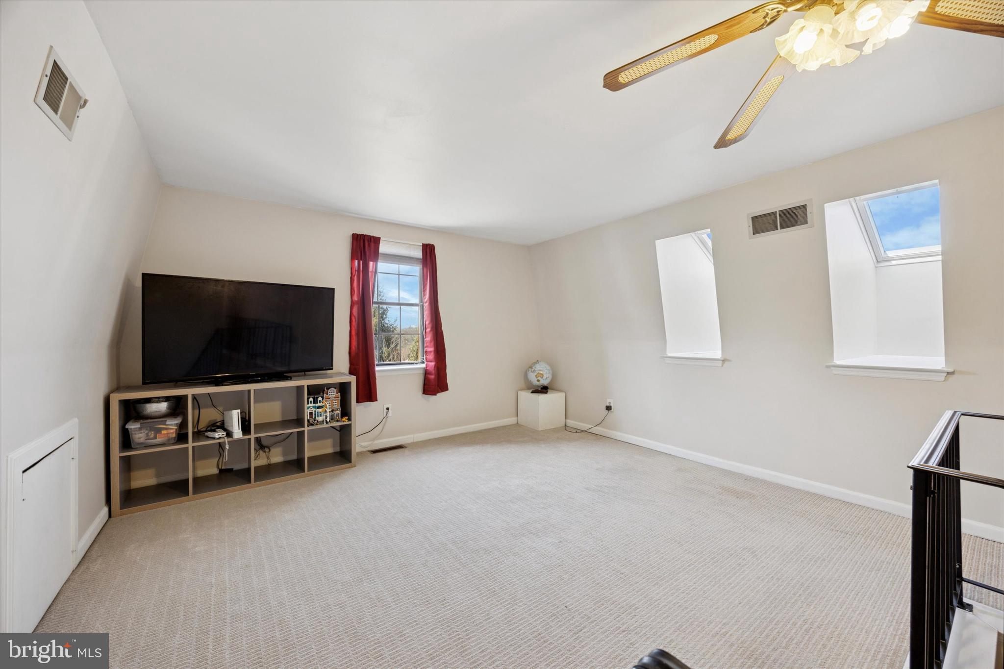 WILLISTOWN WOODS - Residential