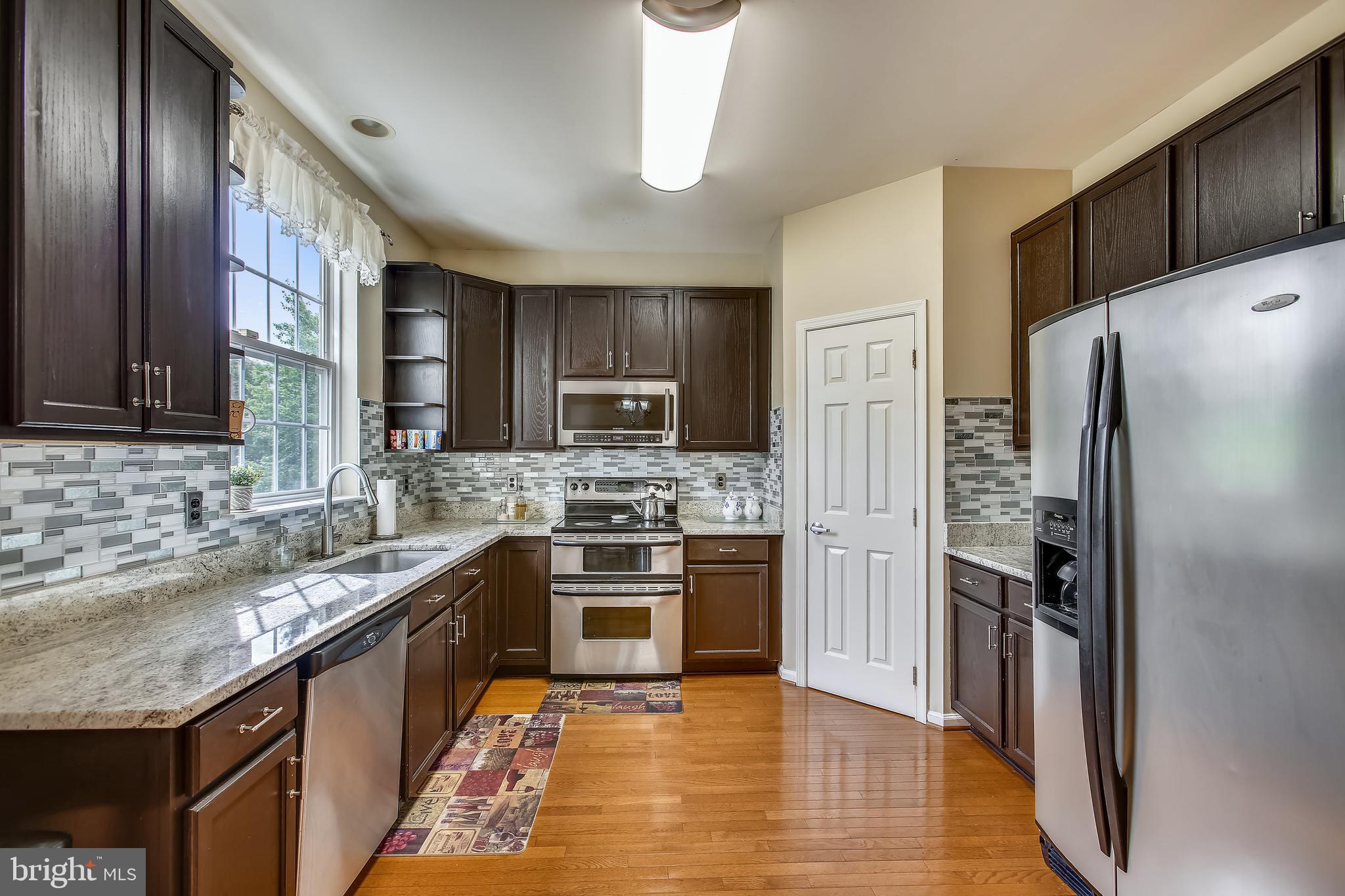 COLONNADE AT DULLES - Residential Lease