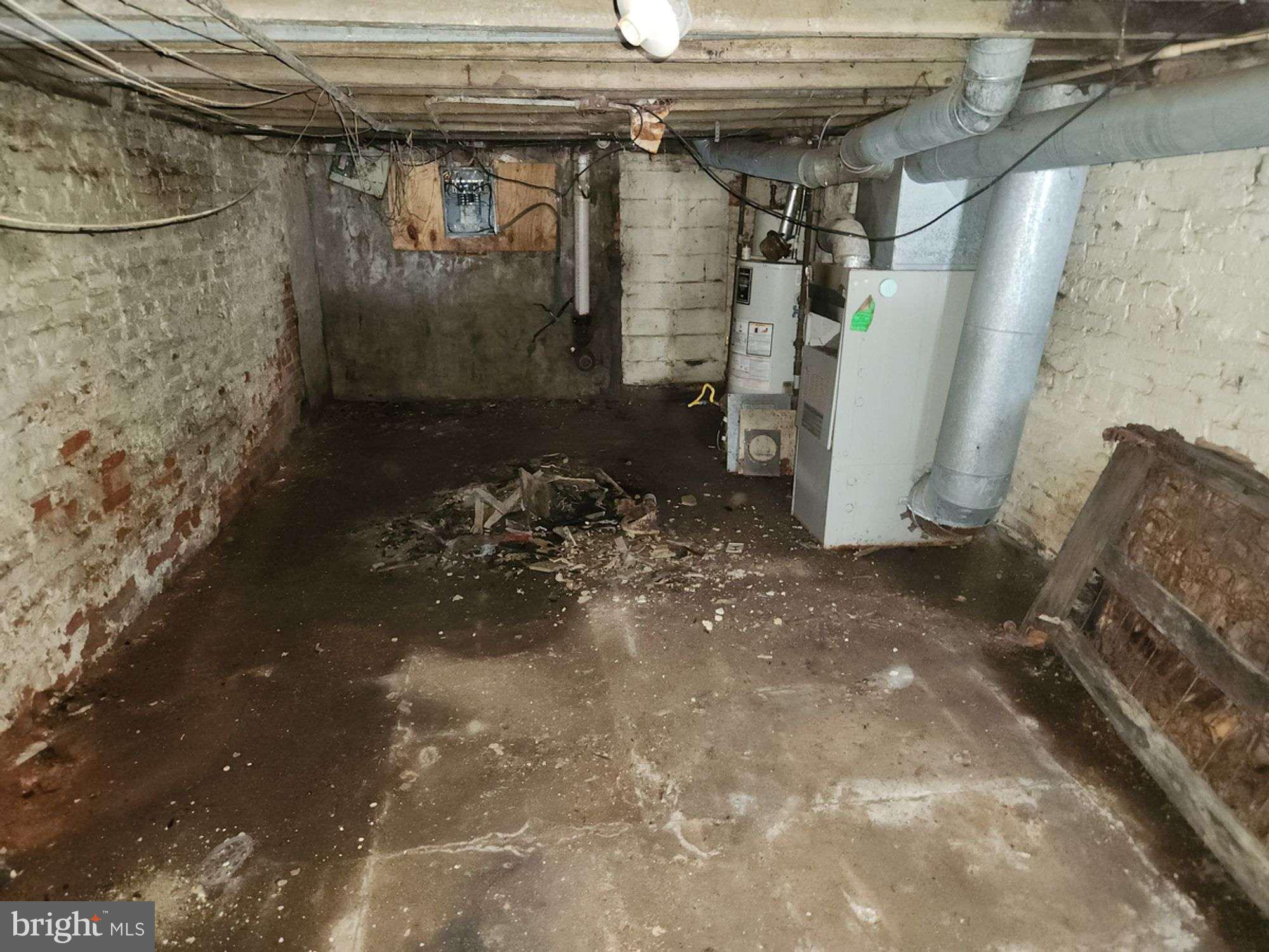 SANDTOWN-WINCHESTER - Residential