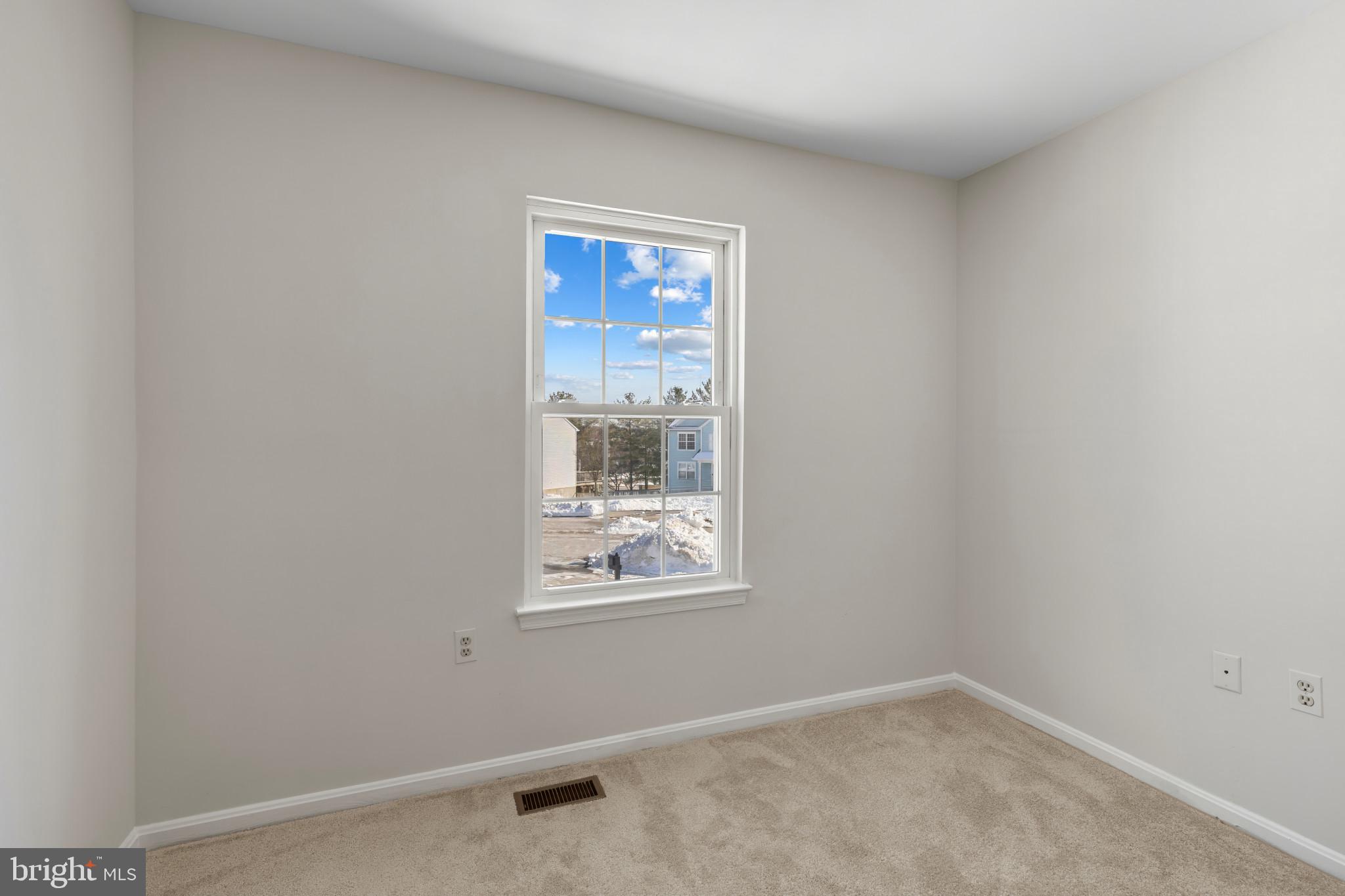 SUBURBIA - Residential