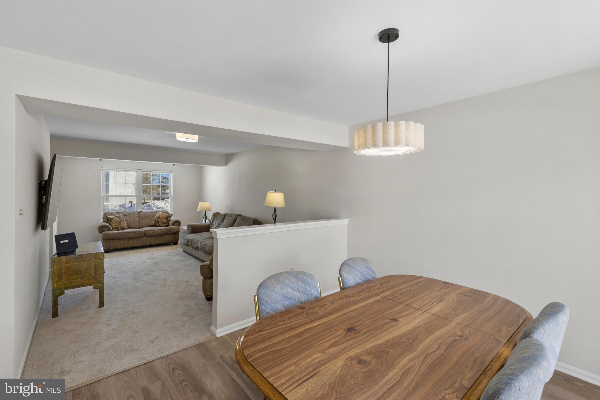 SUBURBIA - Residential