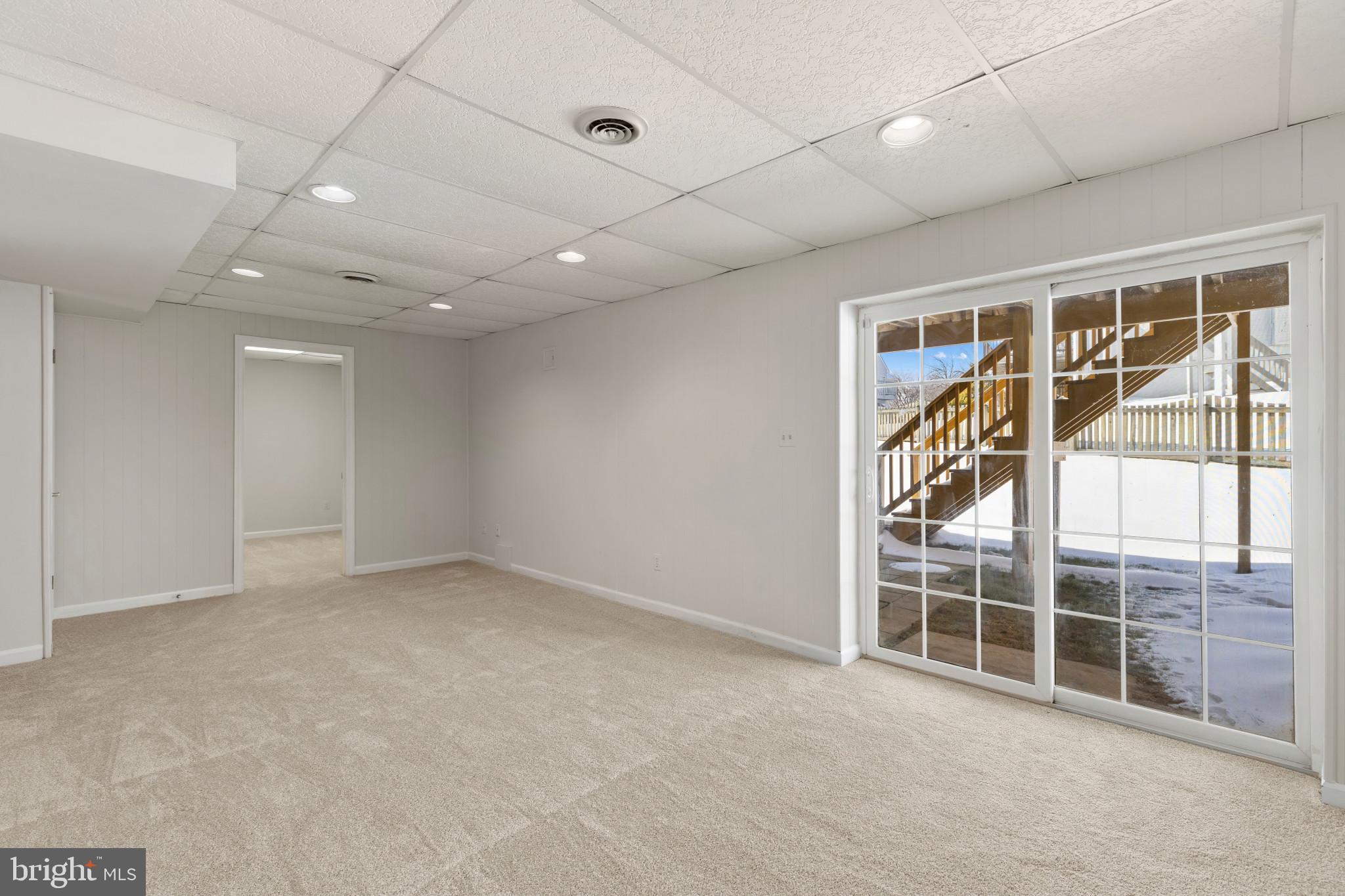 SUBURBIA - Residential