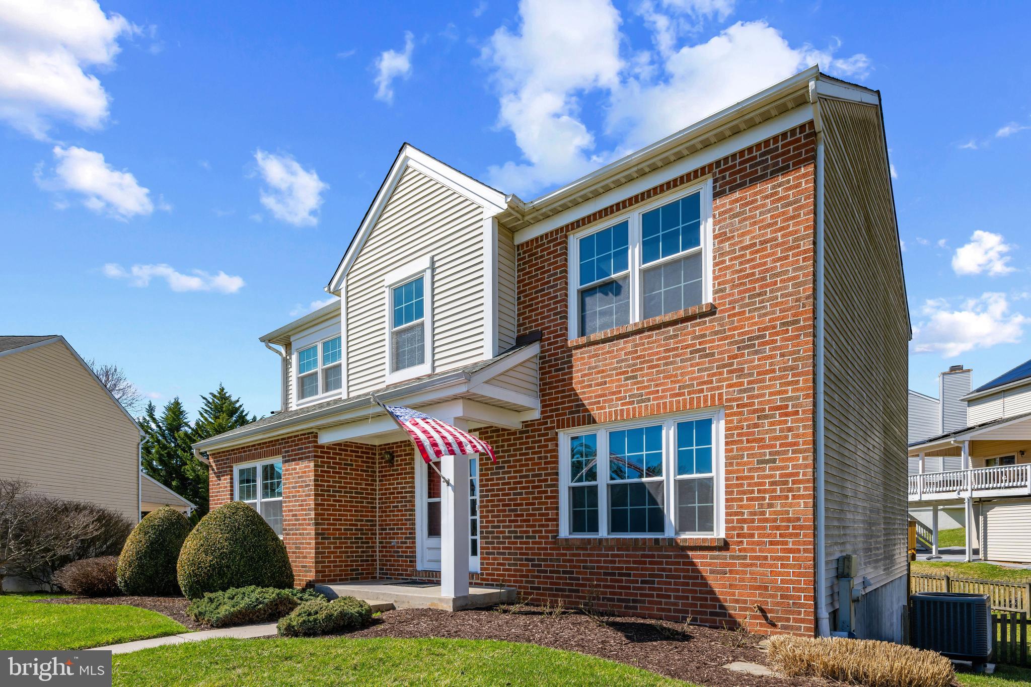 SUBURBIA - Residential