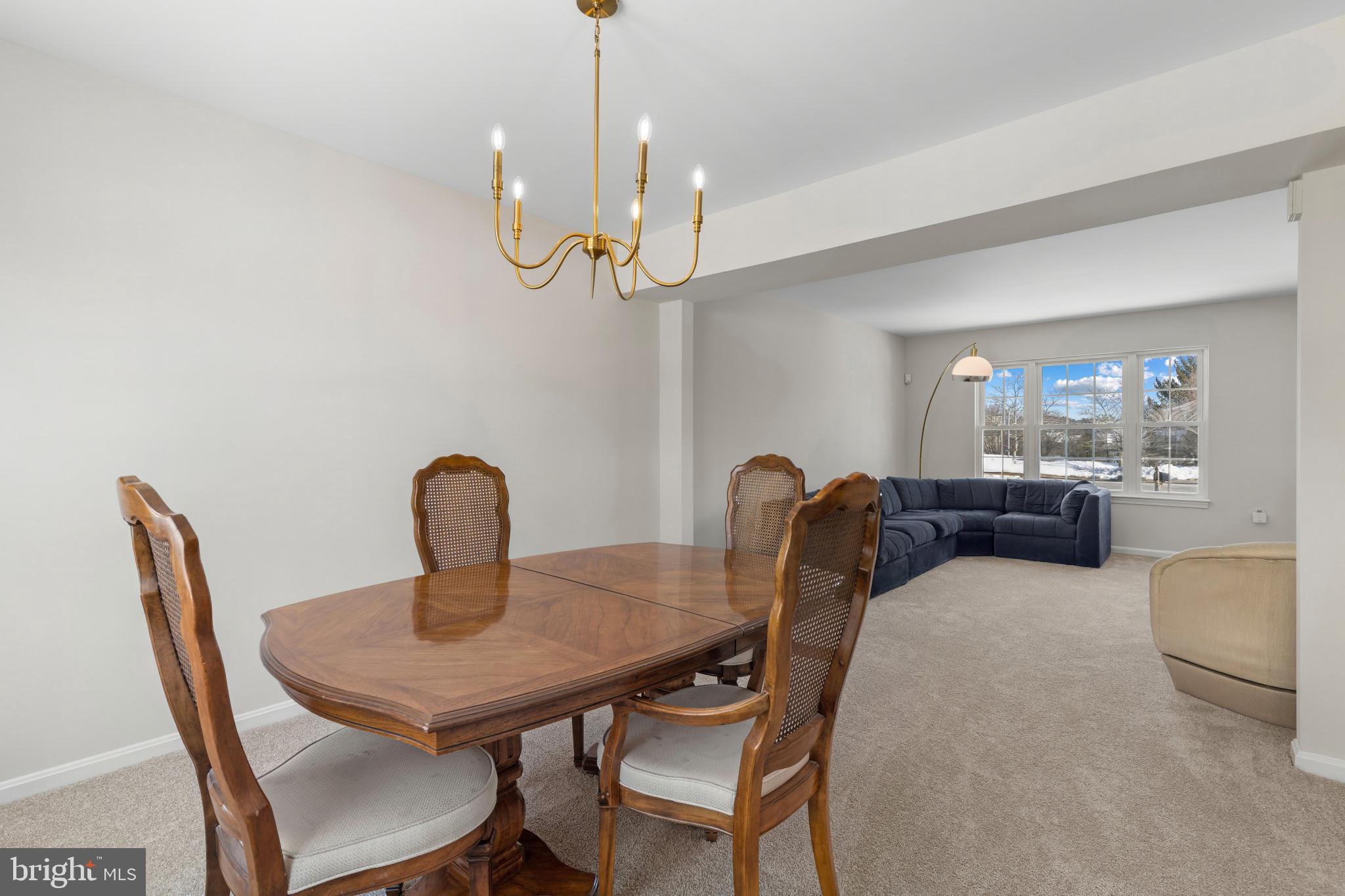 SUBURBIA - Residential