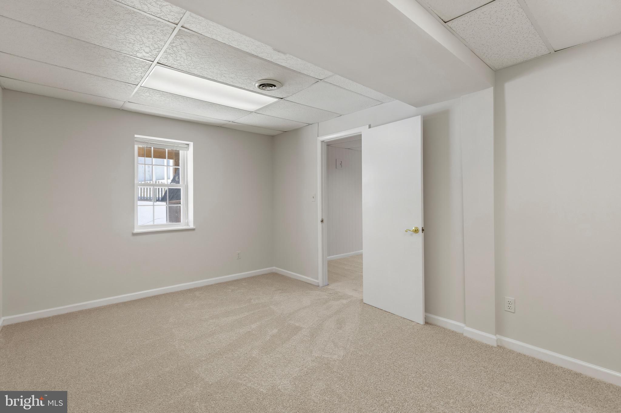 SUBURBIA - Residential