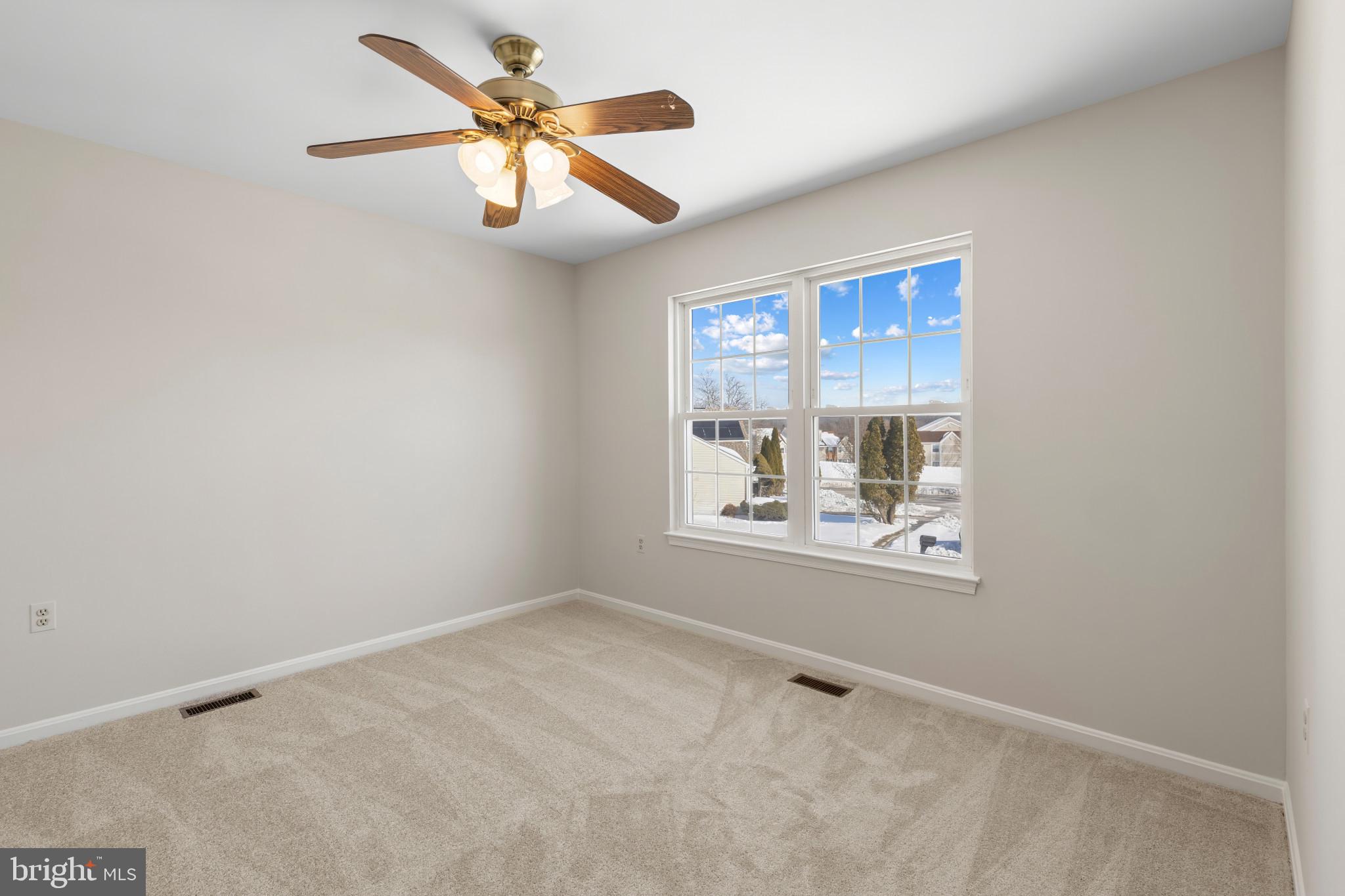 SUBURBIA - Residential