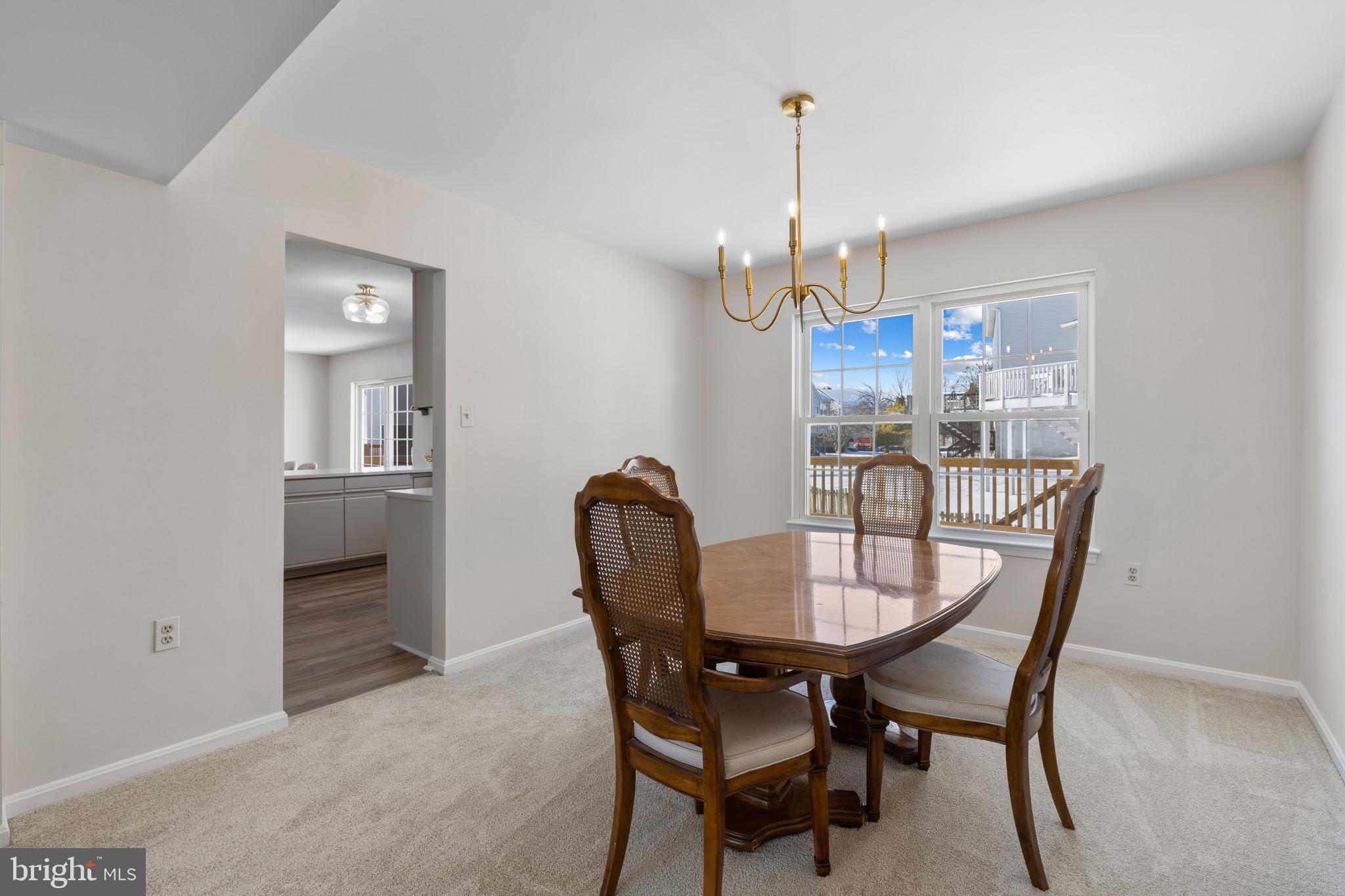 SUBURBIA - Residential