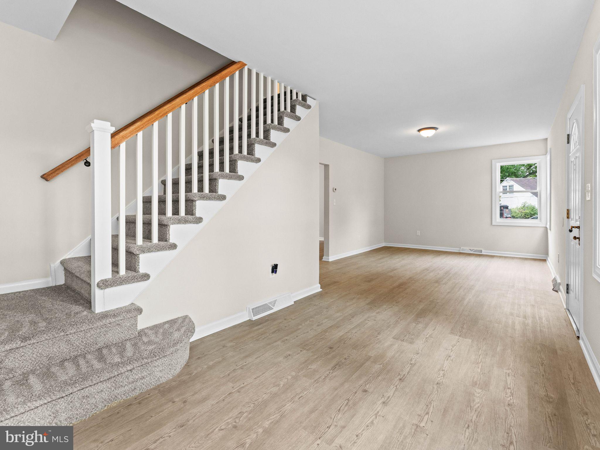 30 OAK LANE