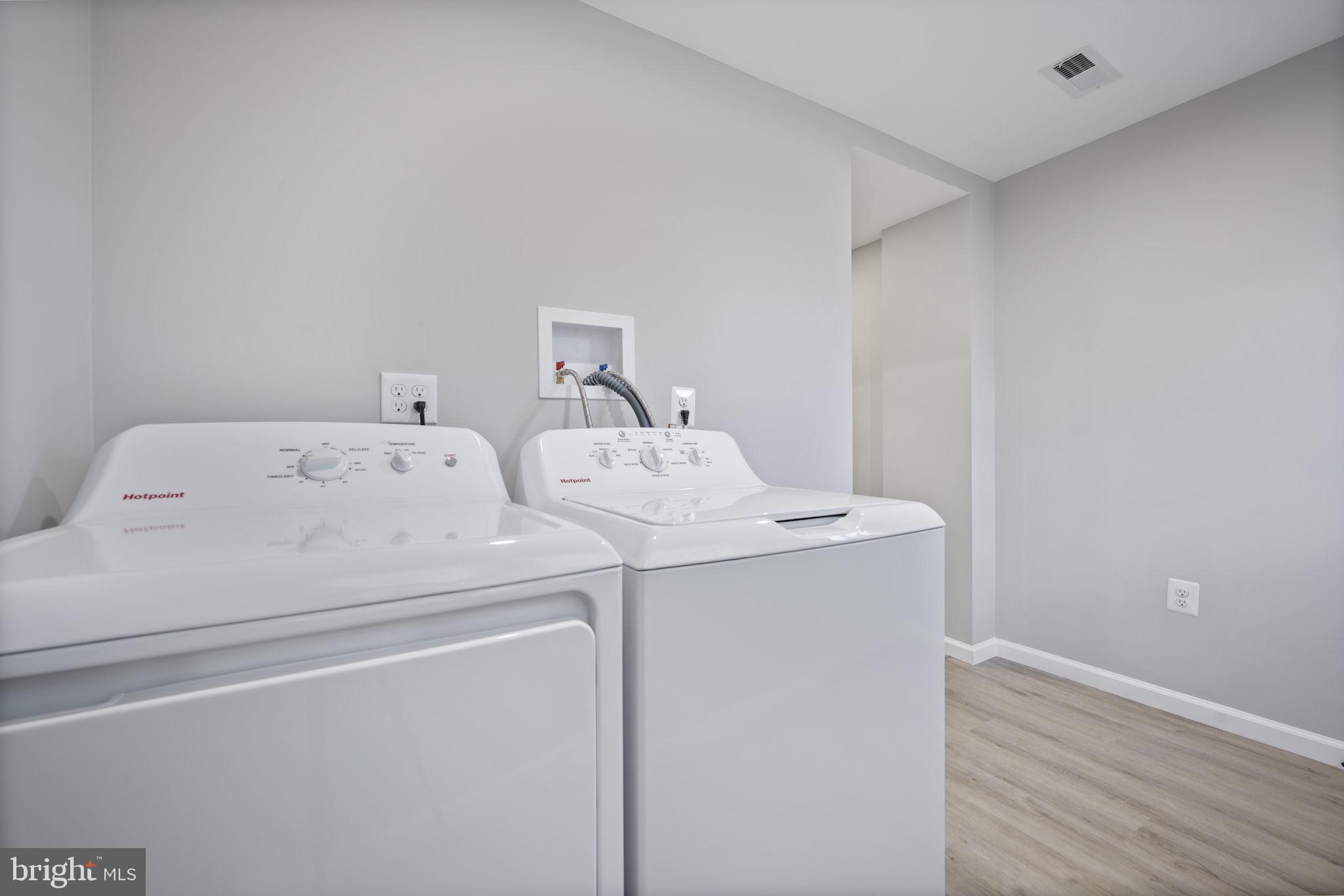 HAMPDEN HISTORIC DISTRICT - Residential