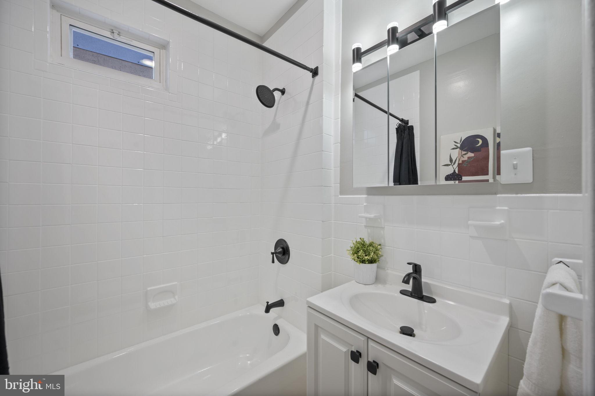 HAMPDEN HISTORIC DISTRICT - Residential