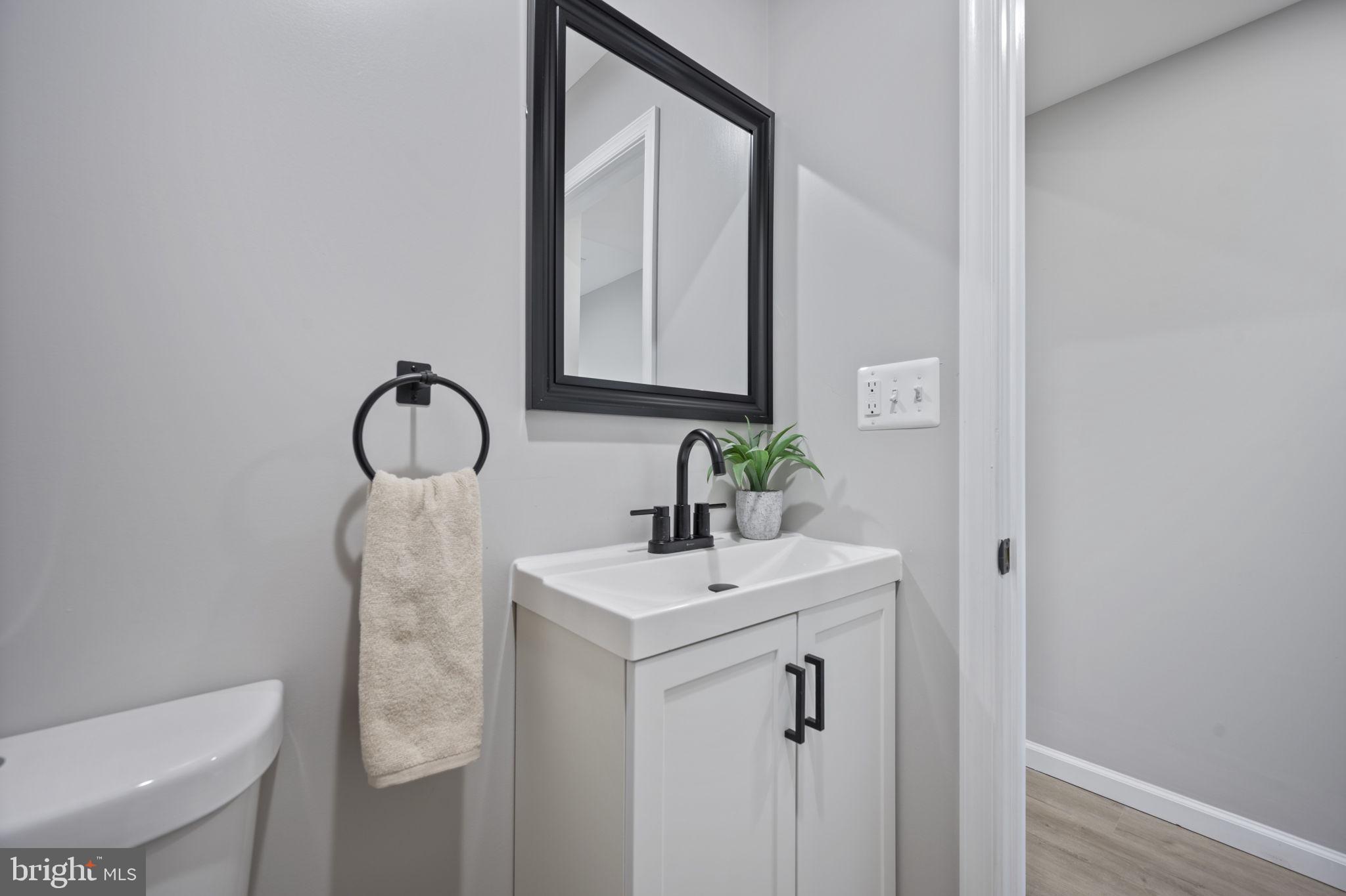 HAMPDEN HISTORIC DISTRICT - Residential