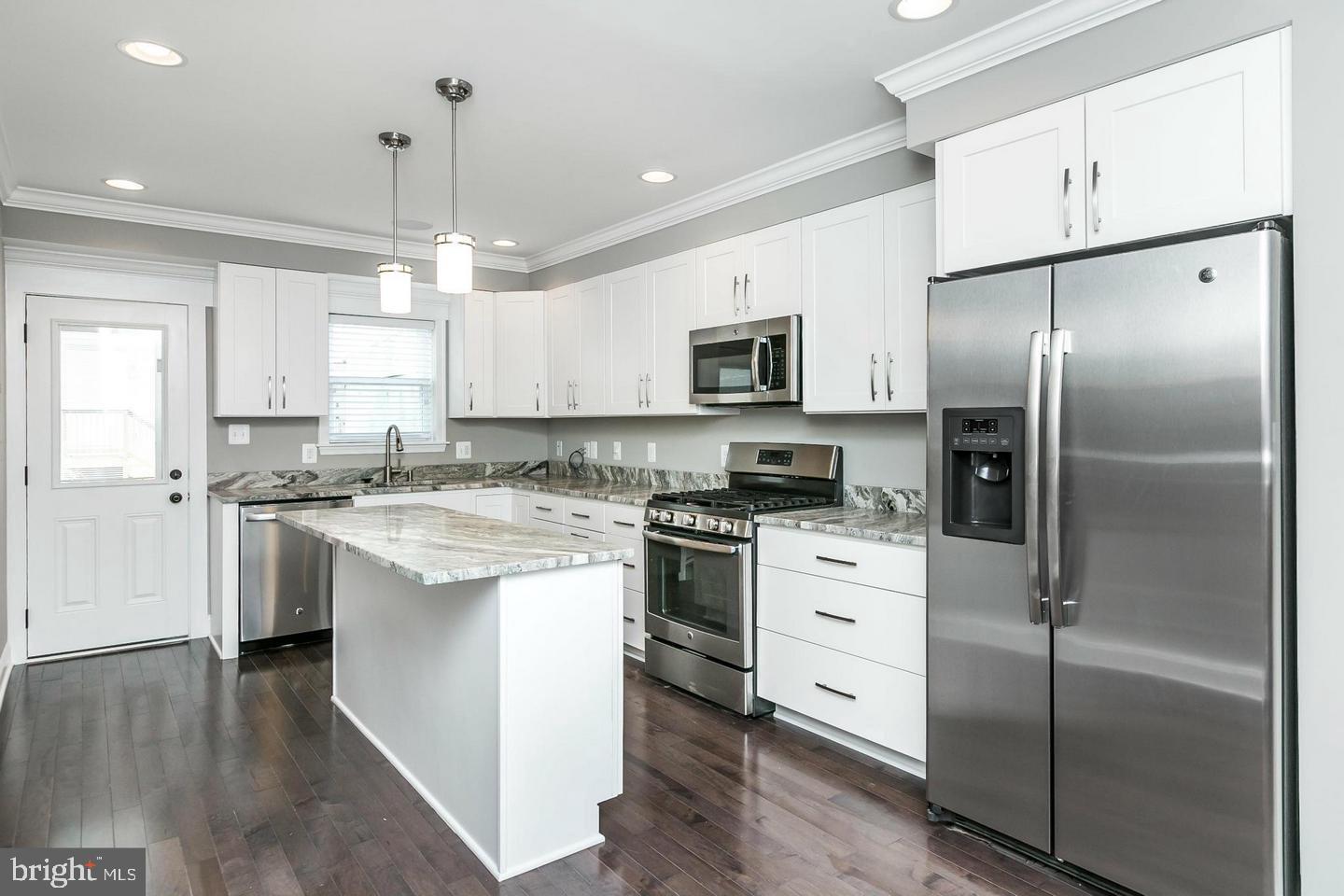 FEDERAL HILL HISTORIC DISTRICT - Residential Lease