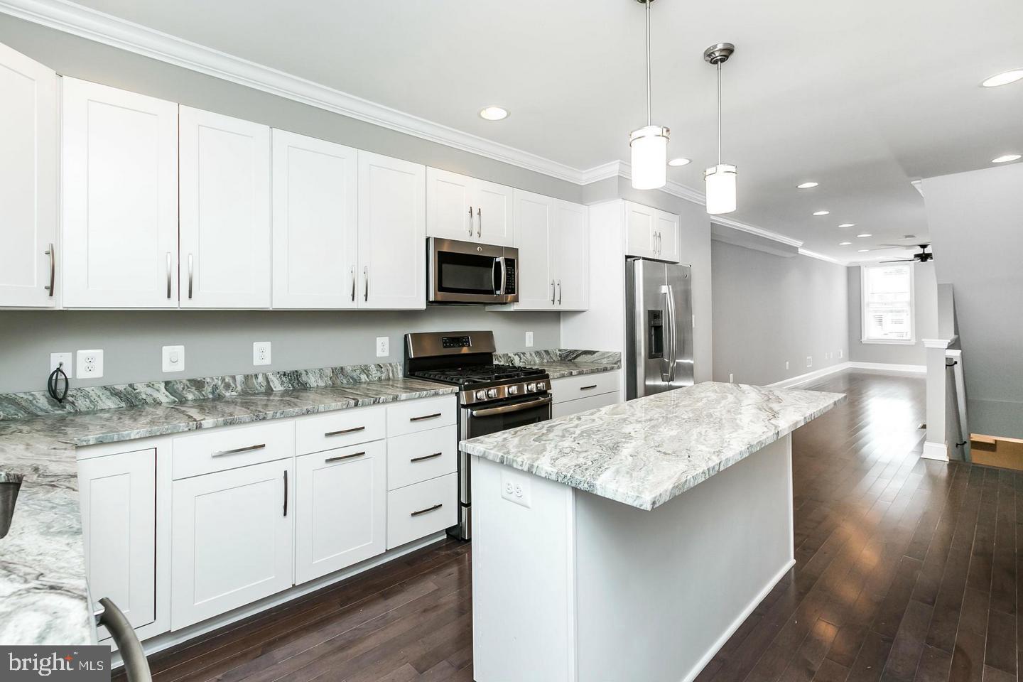 FEDERAL HILL HISTORIC DISTRICT - Residential Lease