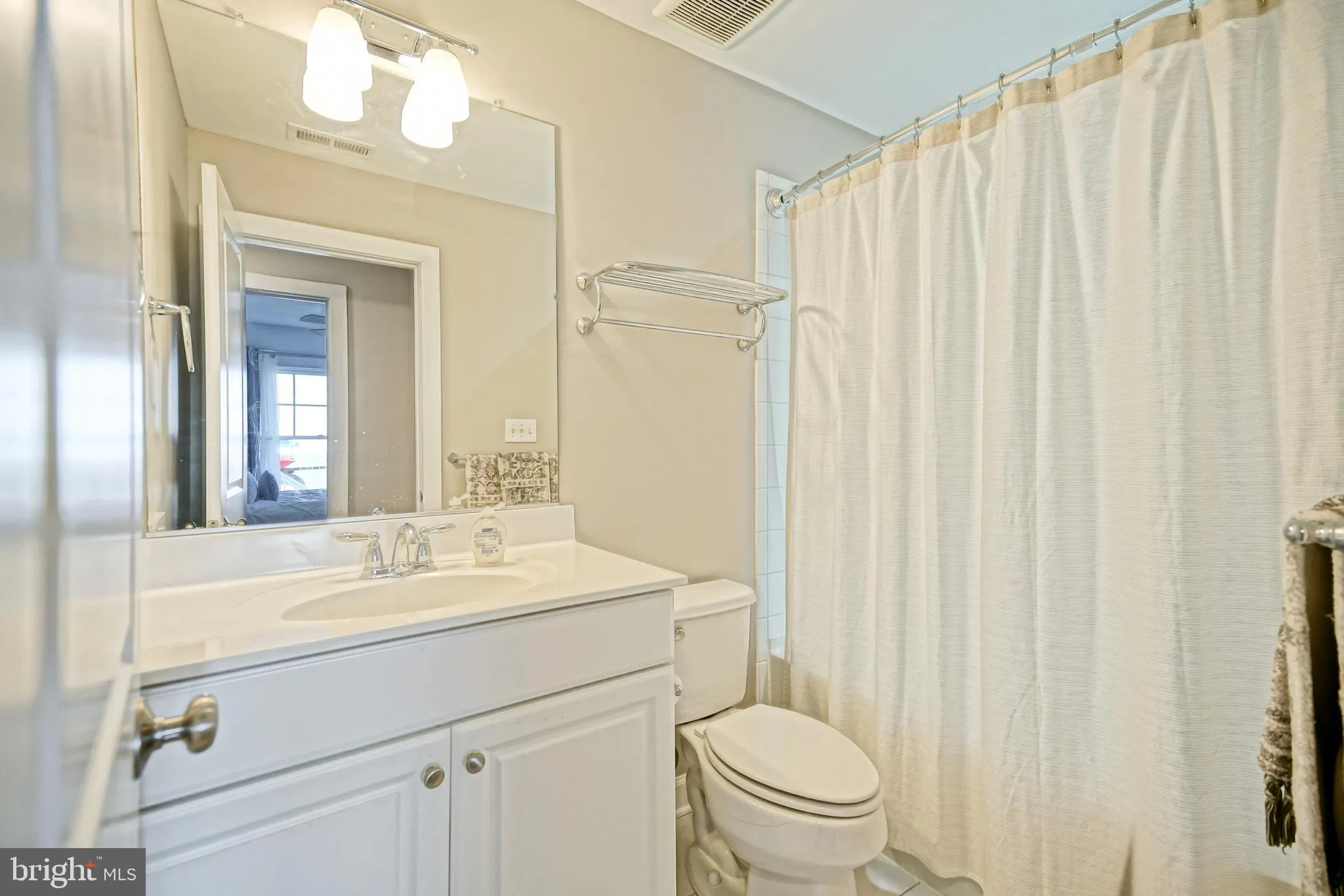 Lewes, Delaware 19958, United States, 3 Bedrooms Bedrooms, ,3 BathroomsBathrooms,Residential,Active,102481