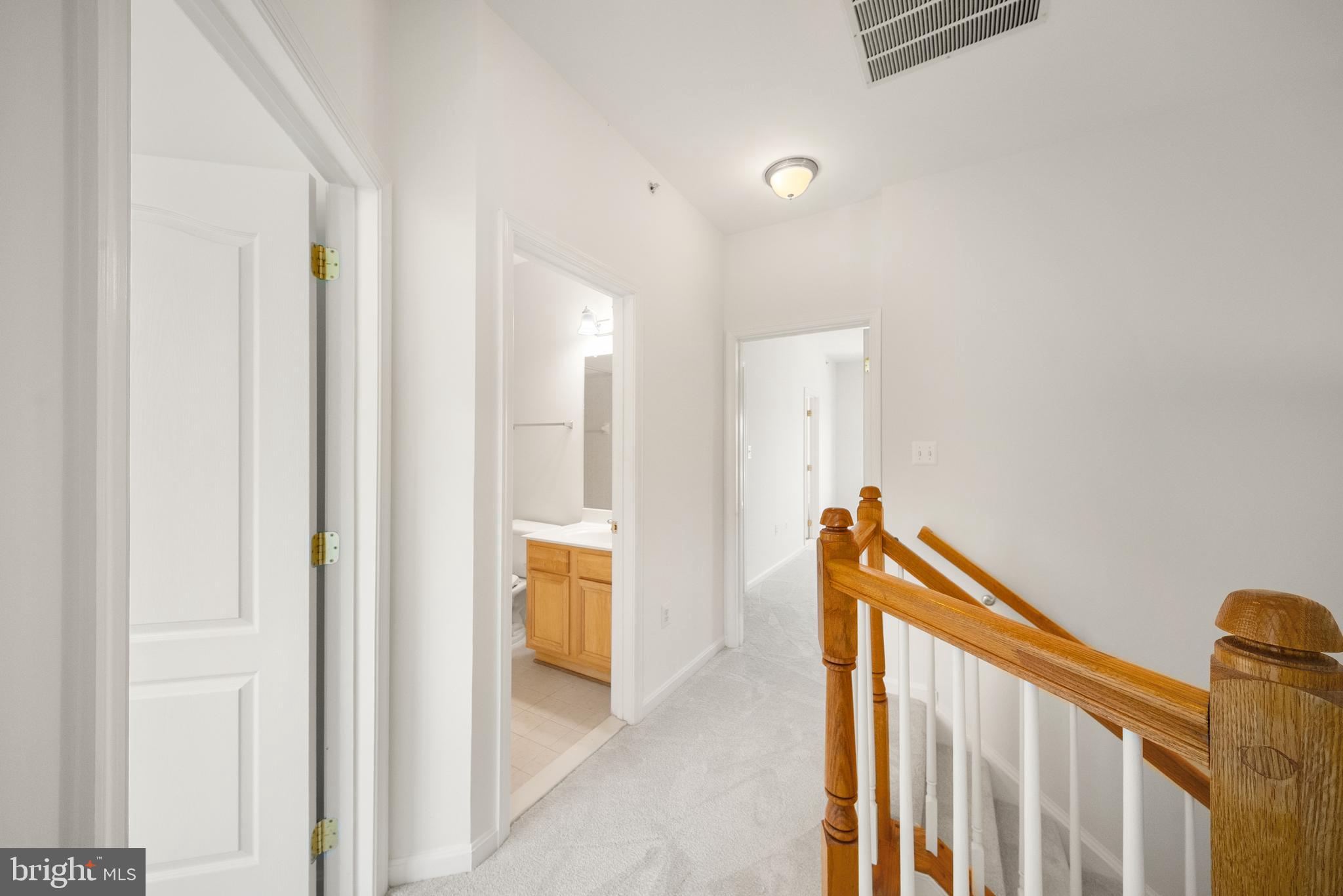 THE TOWNES AT VILLAGE PLACE - Residential