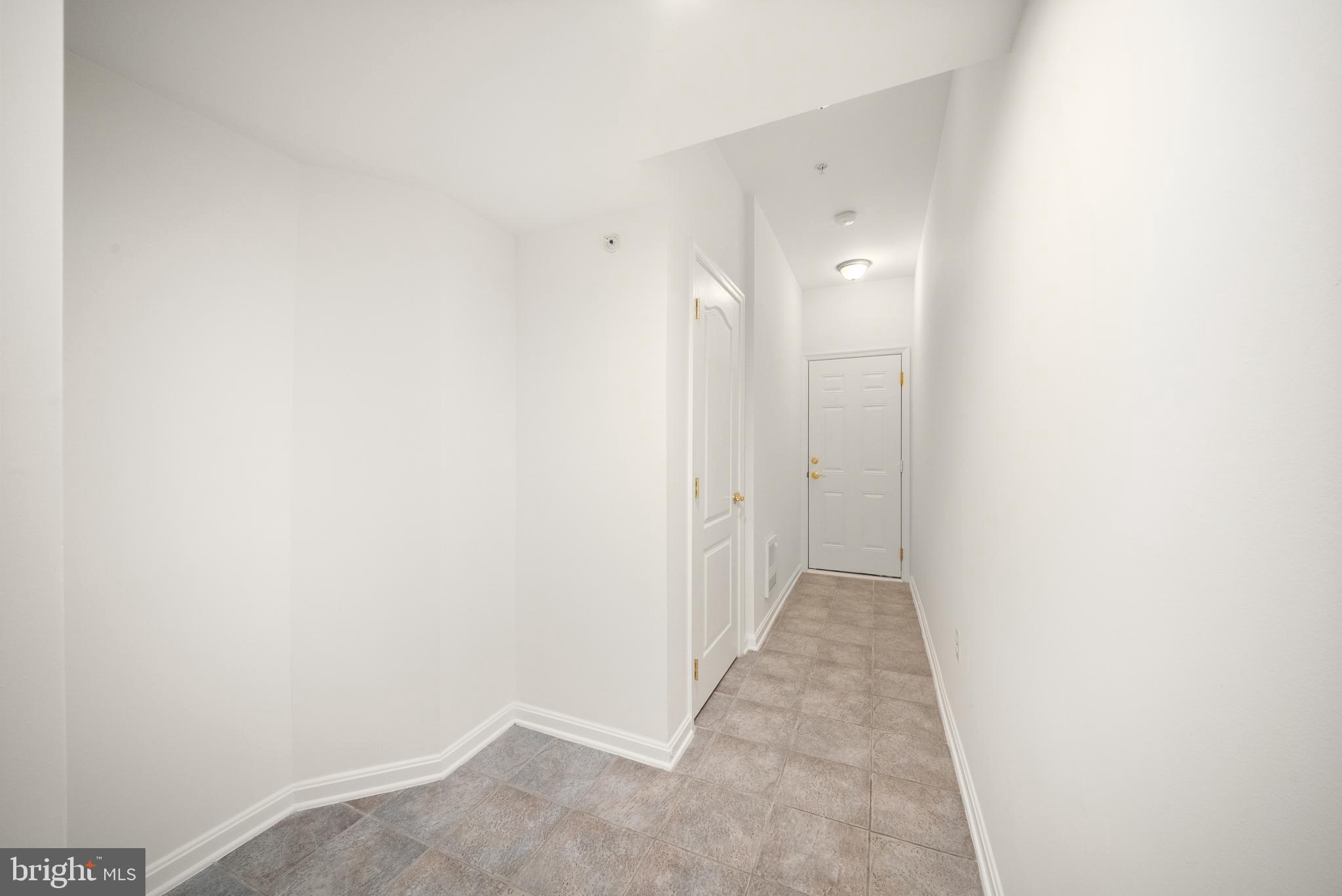 THE TOWNES AT VILLAGE PLACE - Residential
