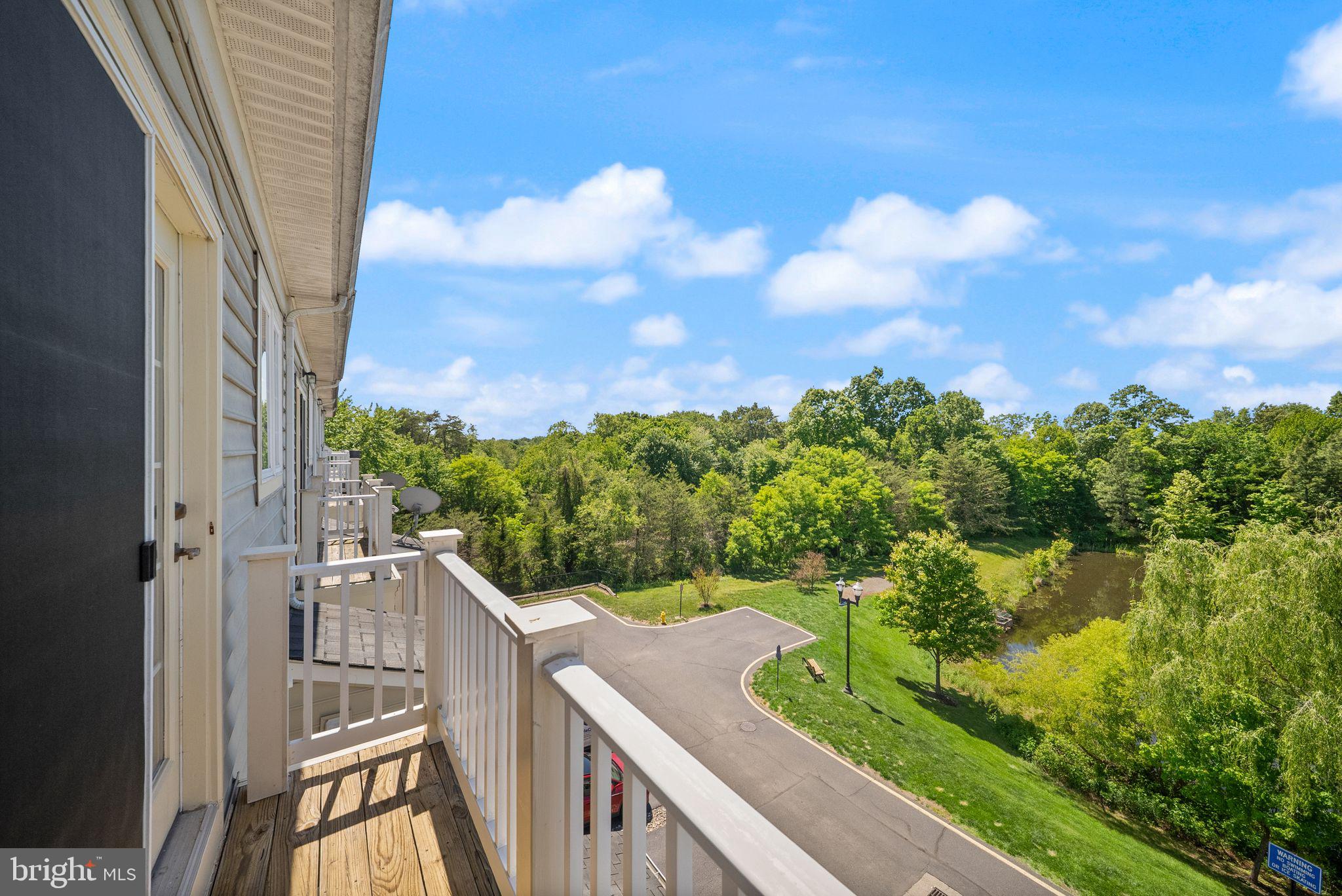 THE TOWNES AT VILLAGE PLACE - Residential