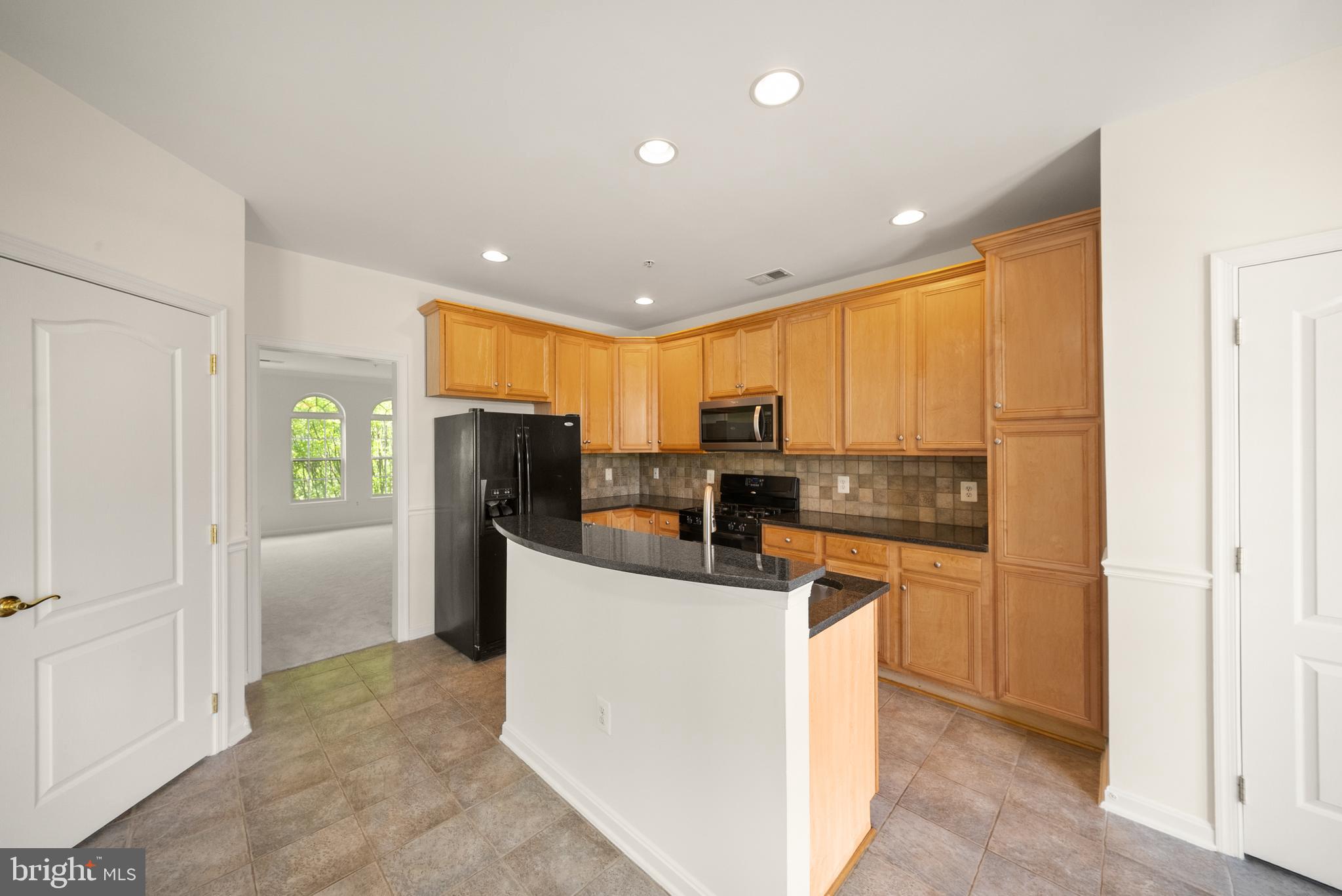 THE TOWNES AT VILLAGE PLACE - Residential