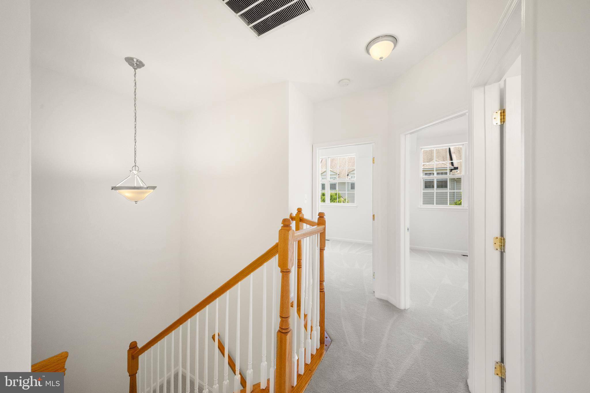 THE TOWNES AT VILLAGE PLACE - Residential