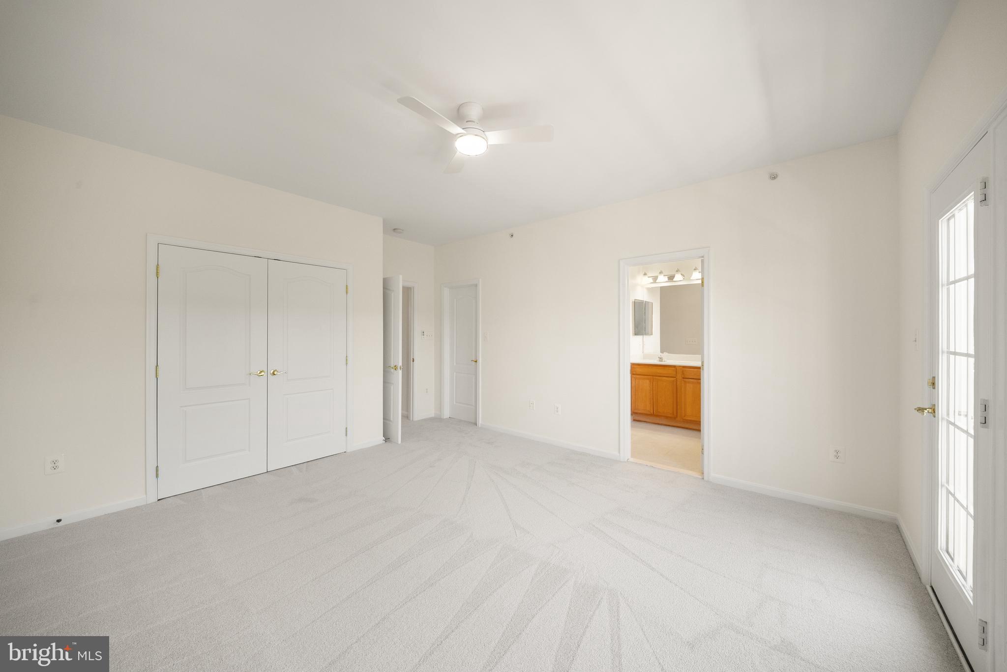 THE TOWNES AT VILLAGE PLACE - Residential