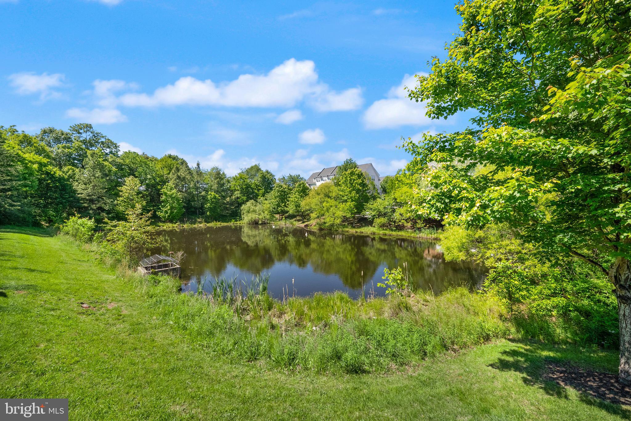 THE TOWNES AT VILLAGE PLACE - Residential