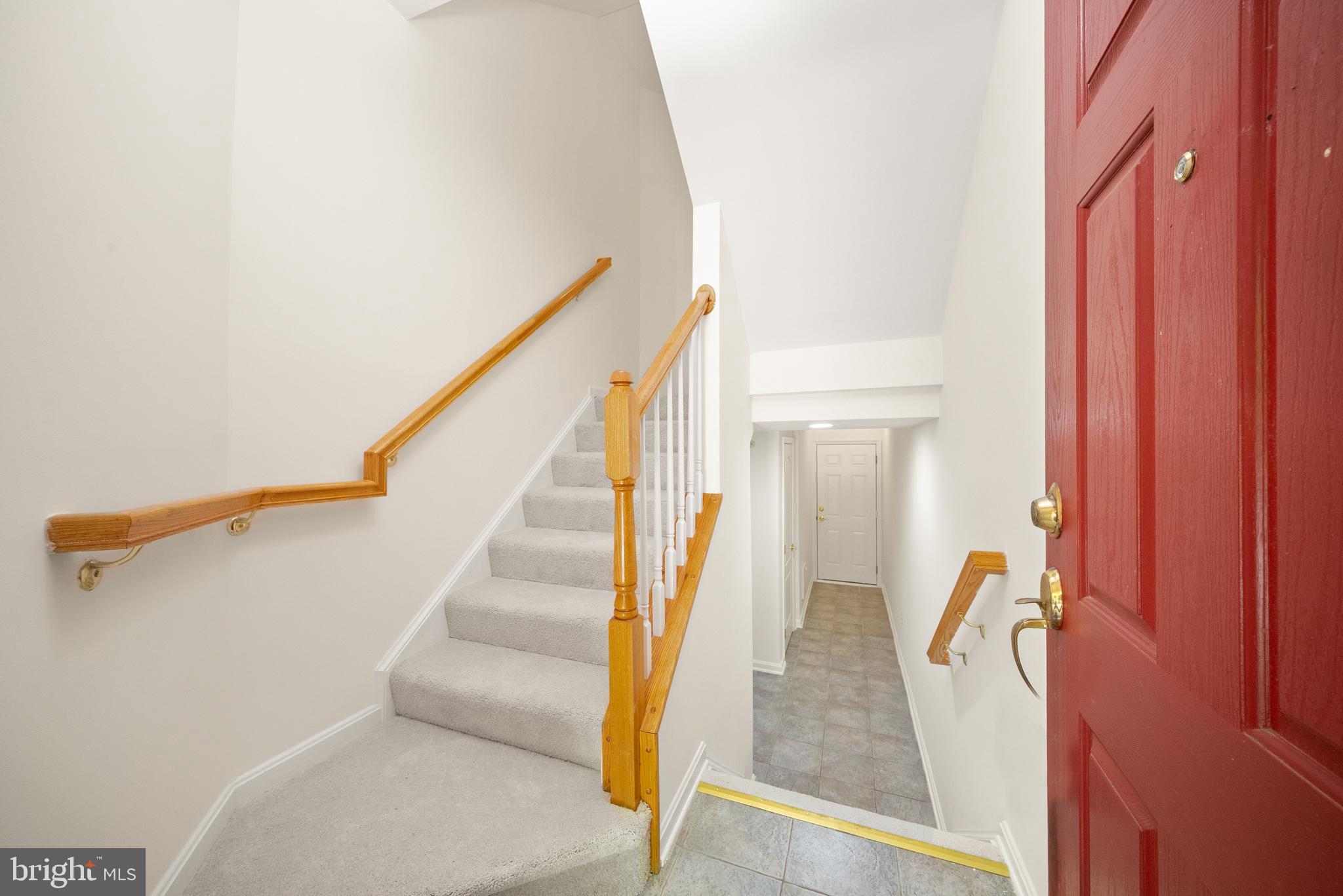 THE TOWNES AT VILLAGE PLACE - Residential
