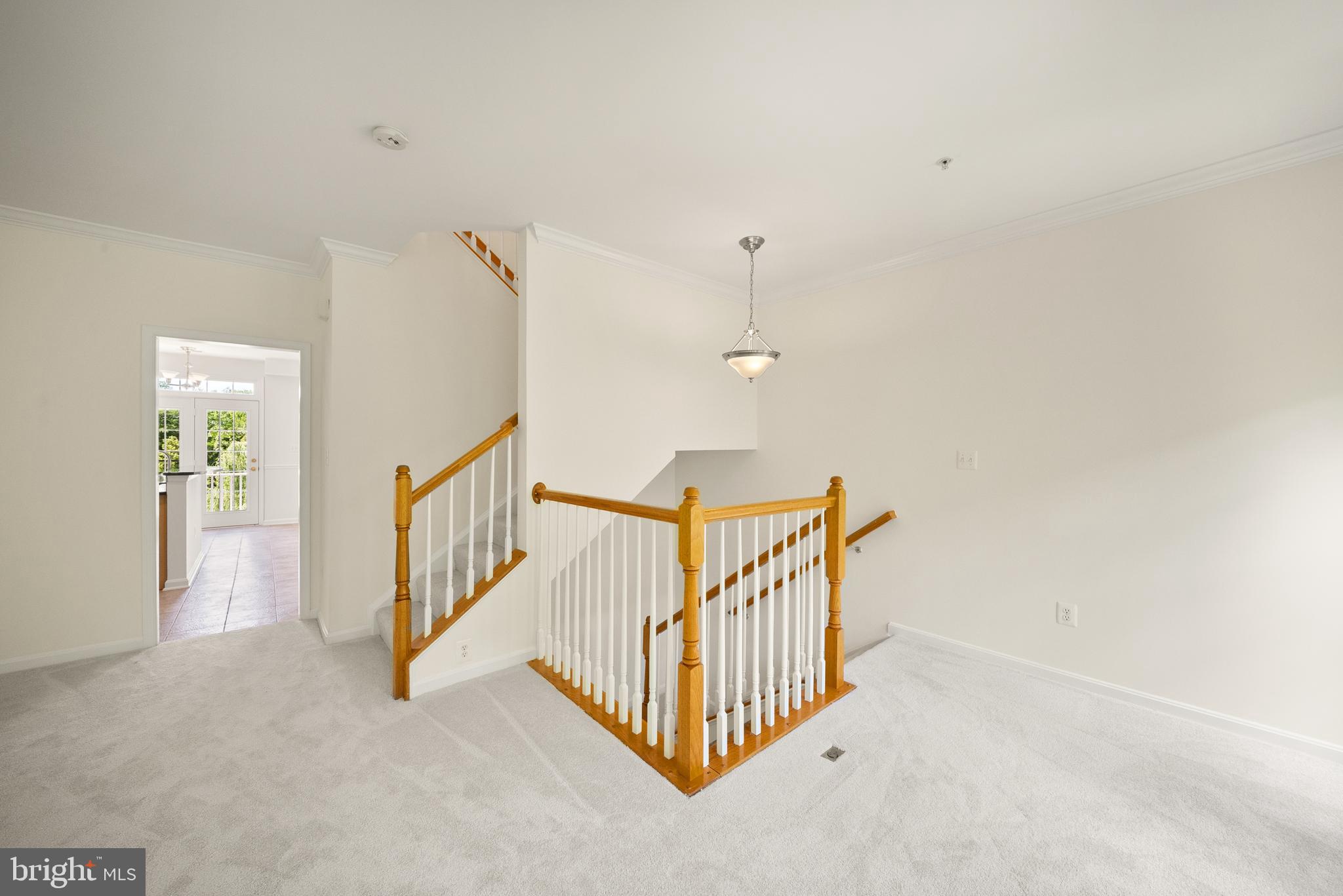 THE TOWNES AT VILLAGE PLACE - Residential