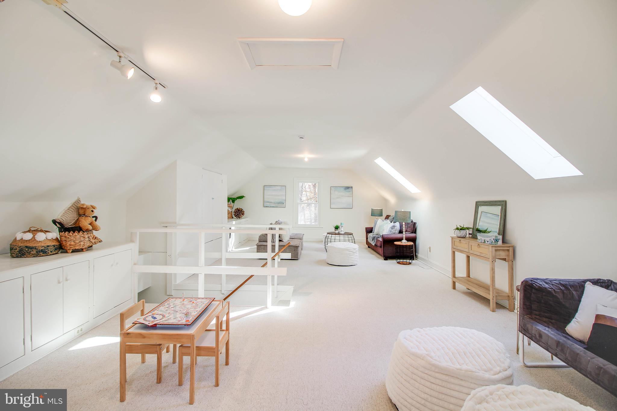 DAYTON MEADOWS - Residential