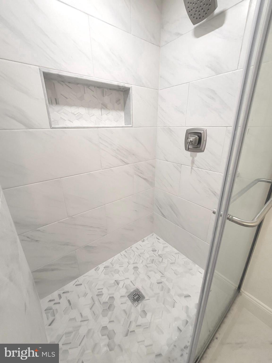 CHESTERBROOK - Residential Lease