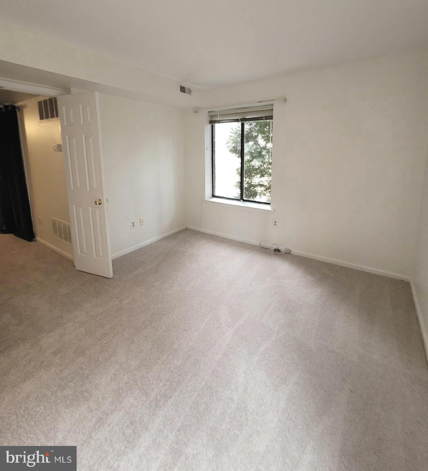 CHESTERBROOK - Residential Lease