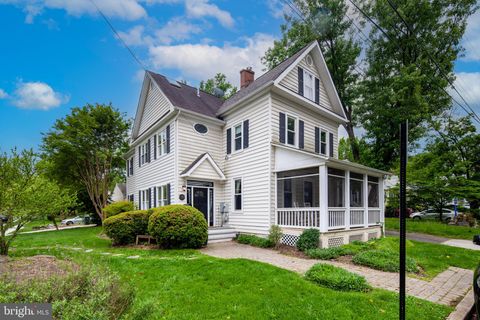 102 S KENSINGTON ST STREET ARLINGTON VA 22204