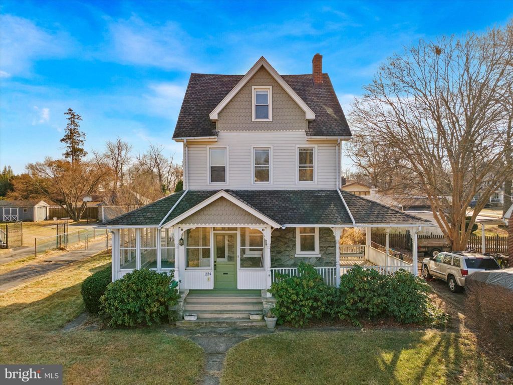 Photo of 224 W Providence Road W, ALDAN, PA 19018 (MLS # PADE2104428)