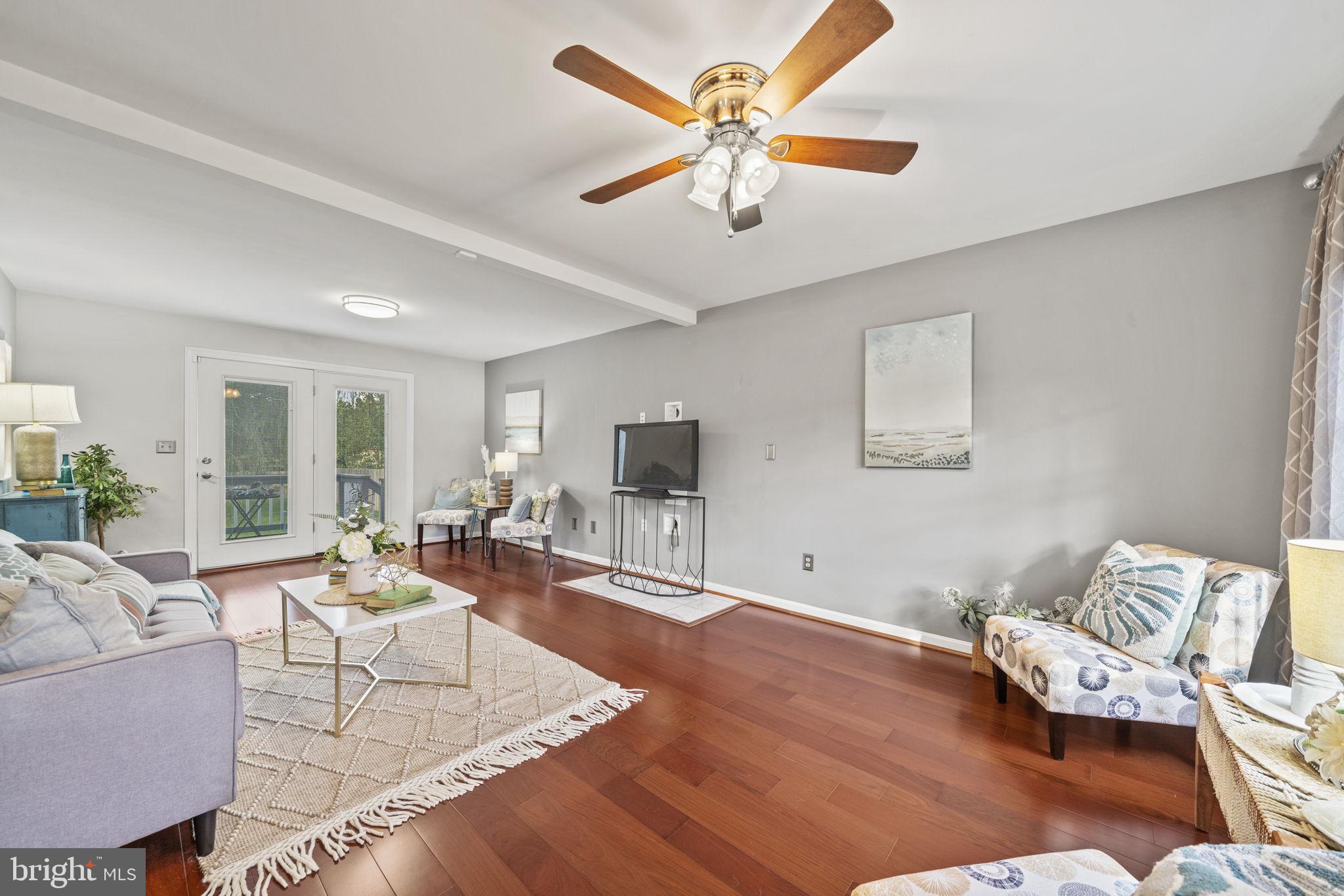 SMOKETREE - Residential