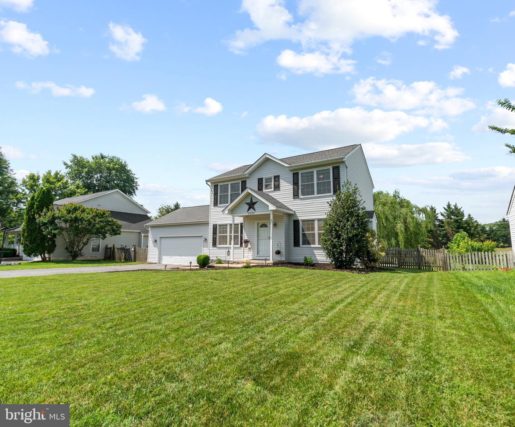 SMOKETREE - Residential