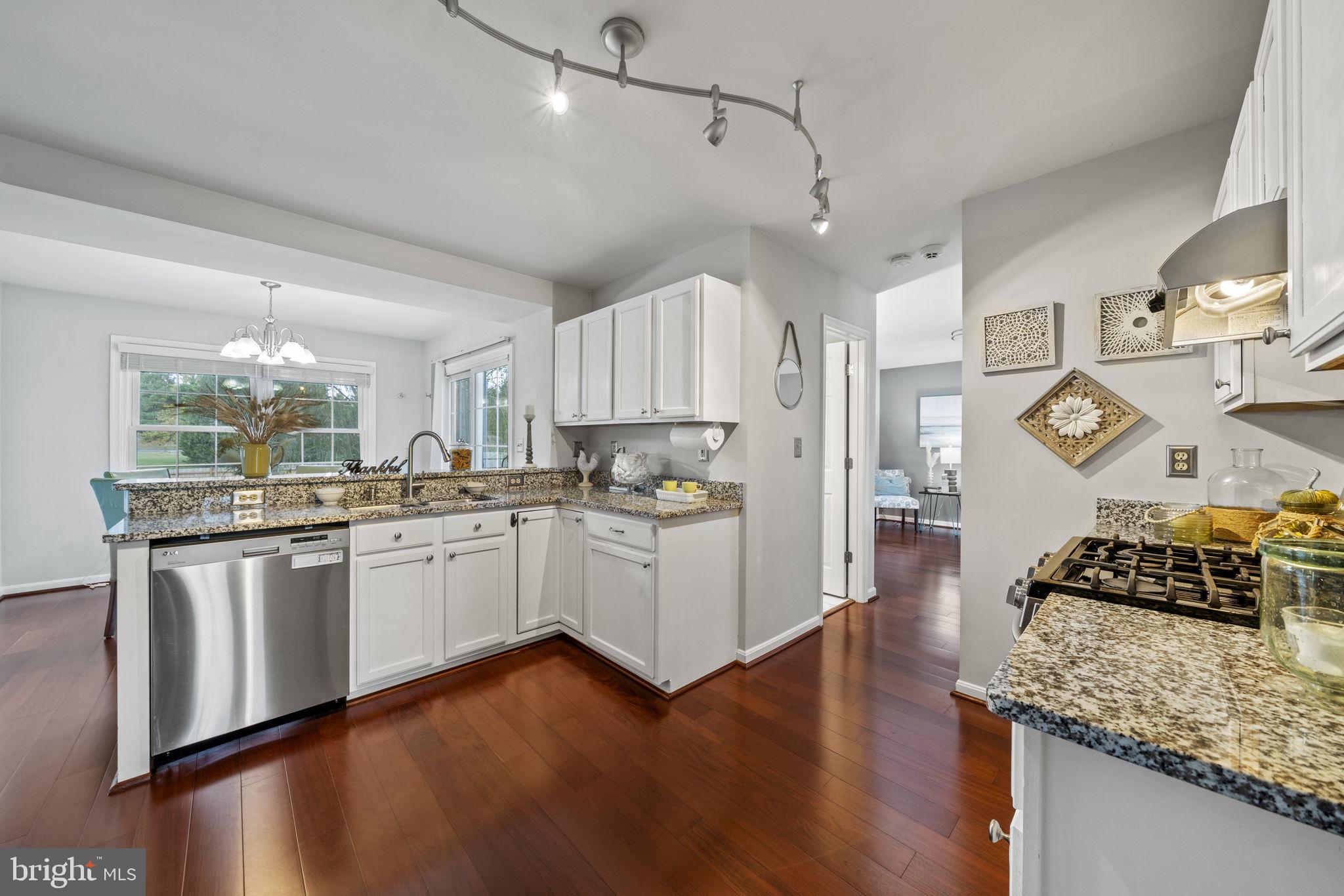 SMOKETREE - Residential