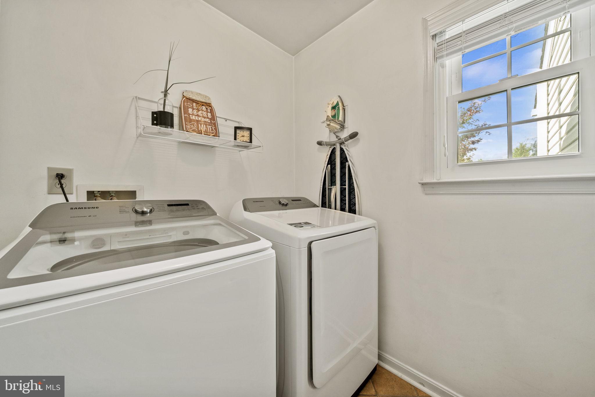 SMOKETREE - Residential