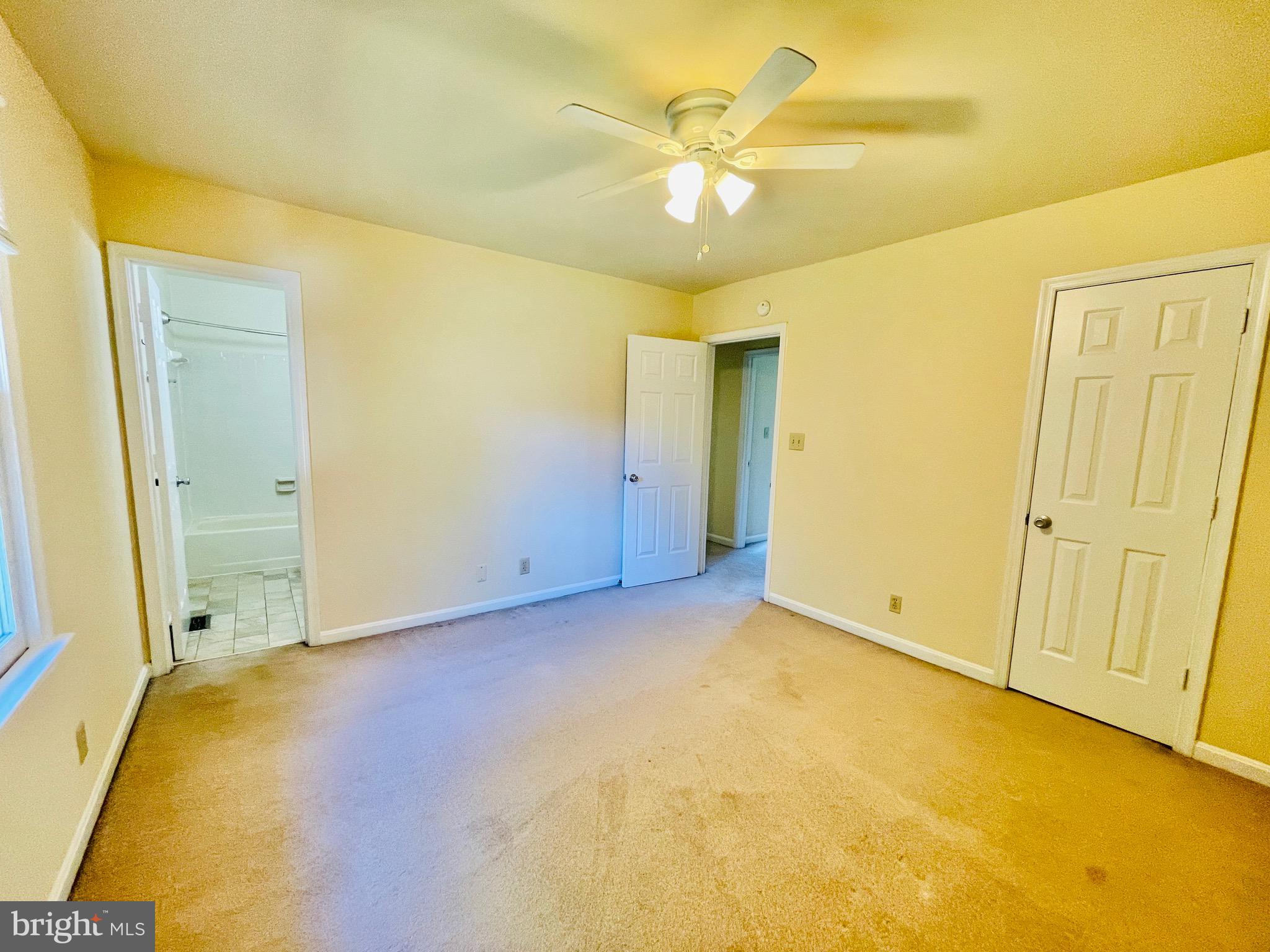 VISTA WOODS - Residential Lease